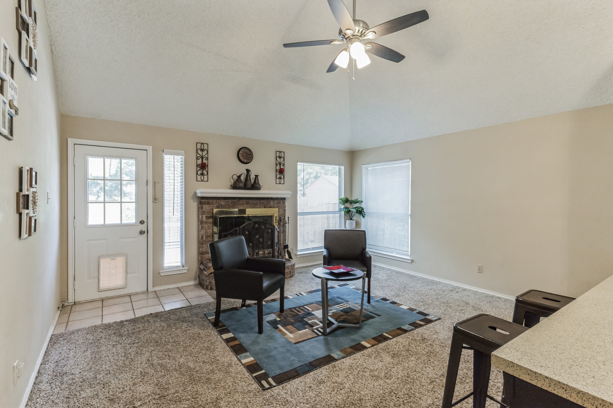 8729 Sabinas Trail