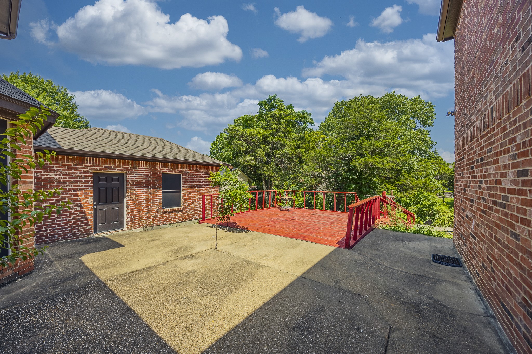 1809 Montauk Way
