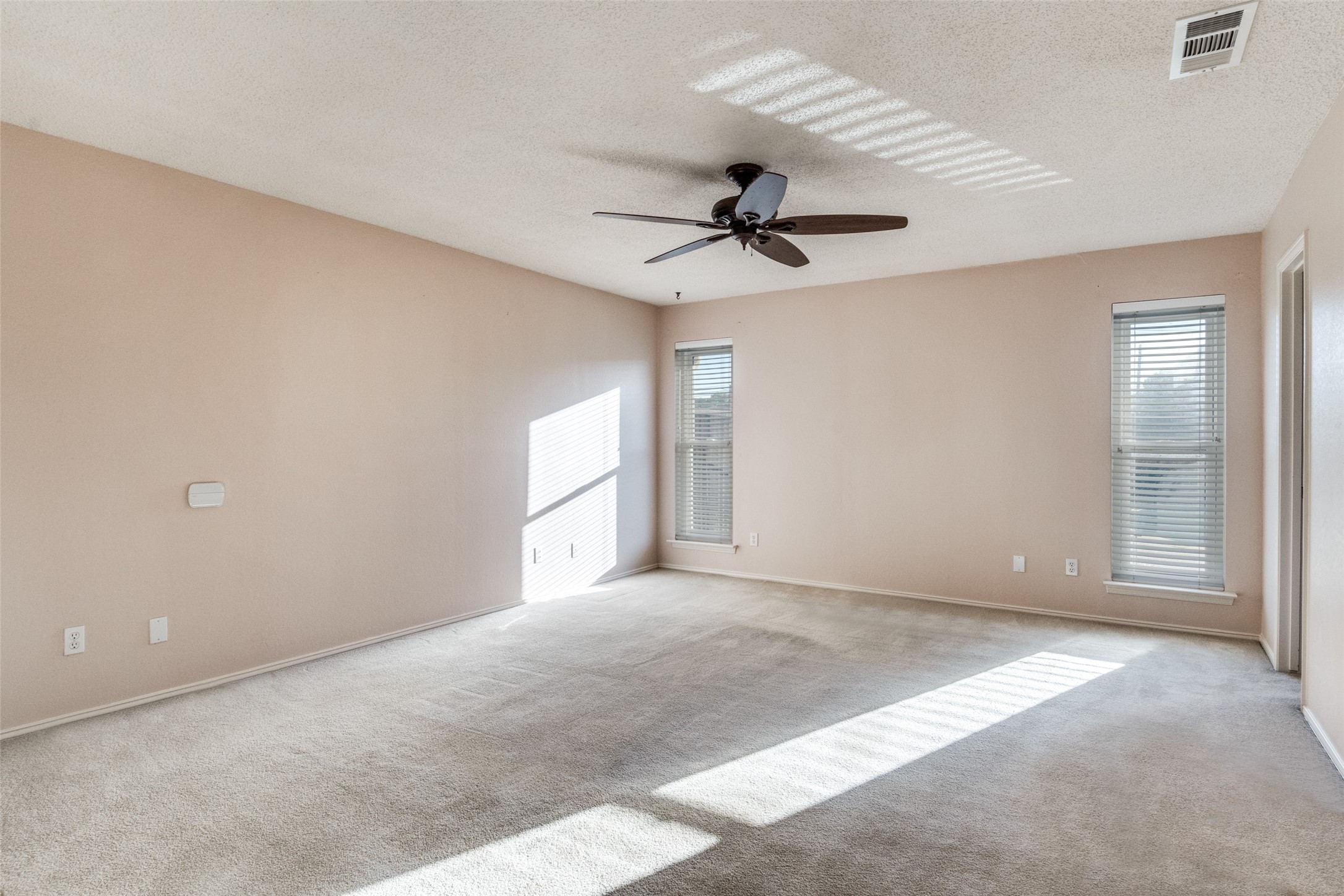 2413 Parkside Drive