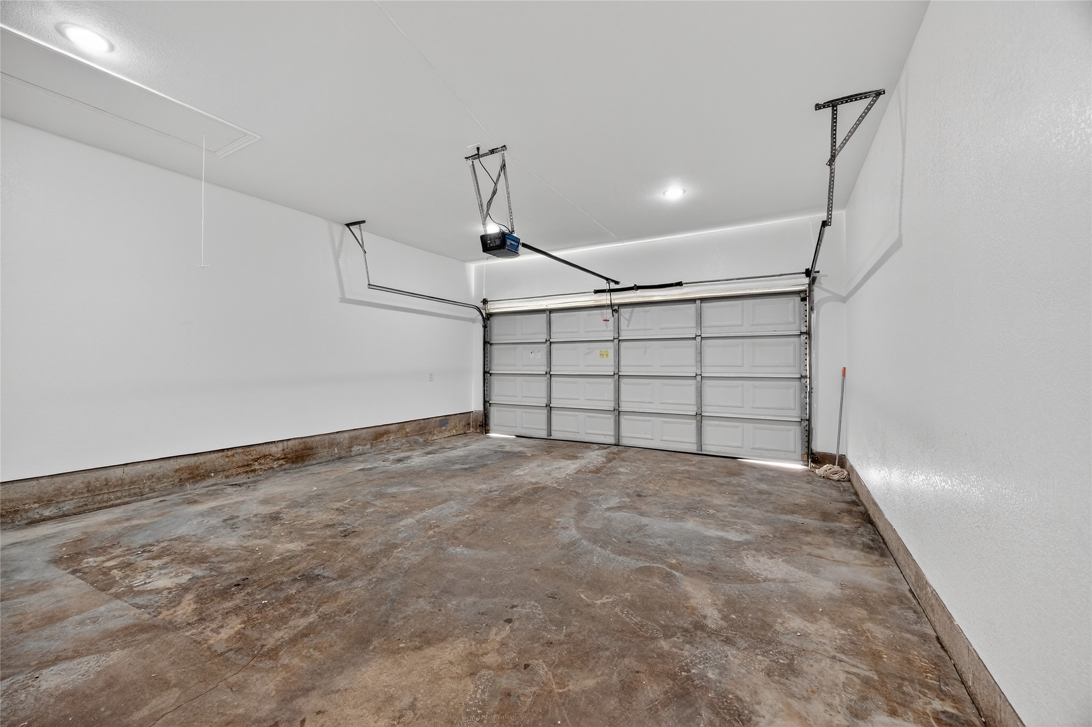 5511 Glen Forest Lane