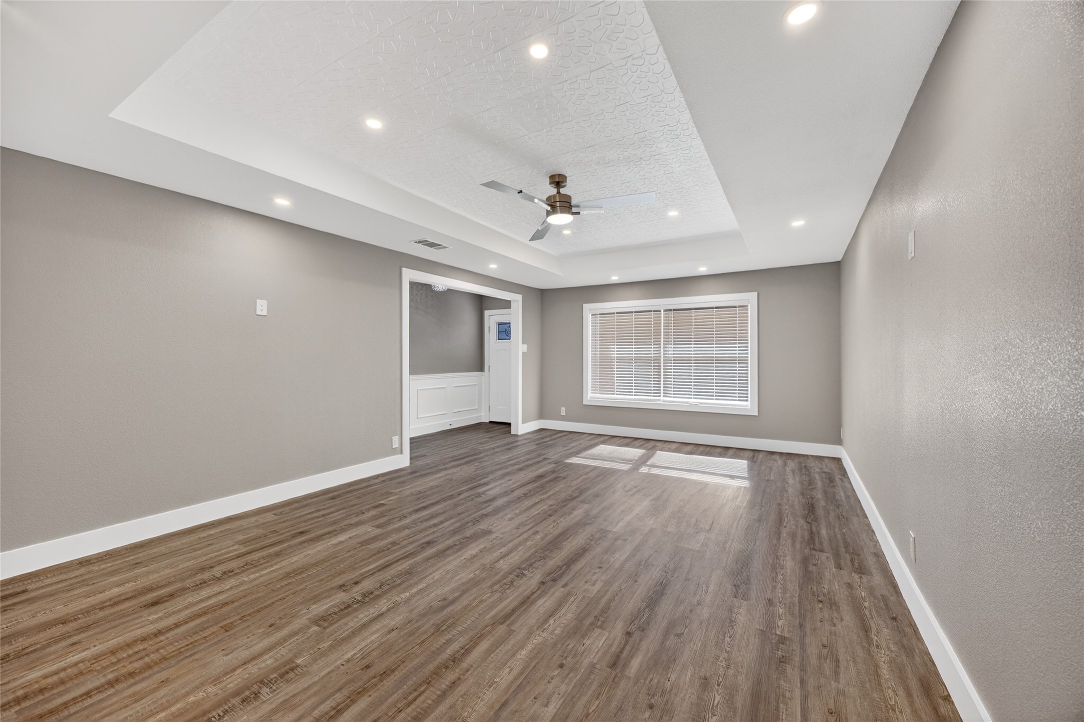 5511 Glen Forest Lane