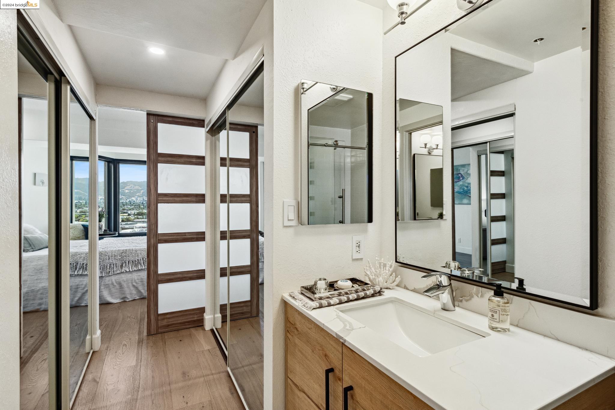 6363 Christie Ave 1525