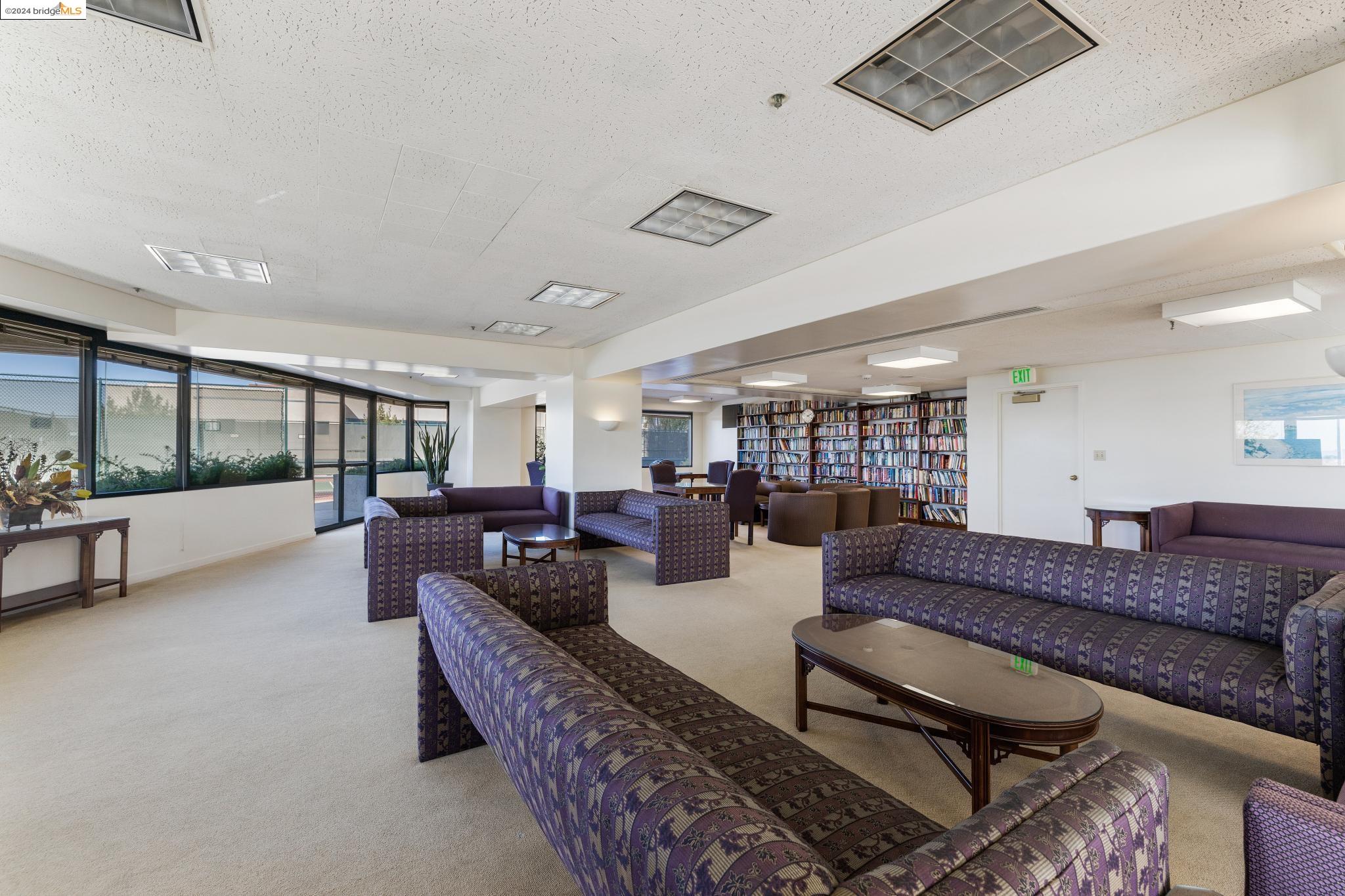 6363 Christie Ave 1525