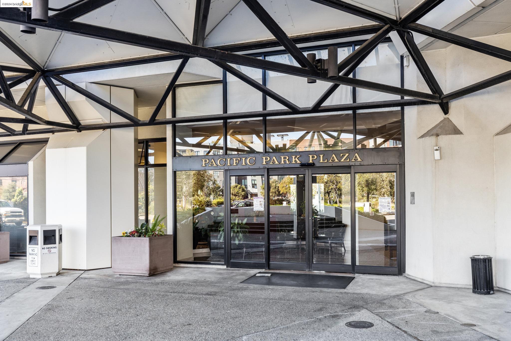 6363 Christie Ave 1525