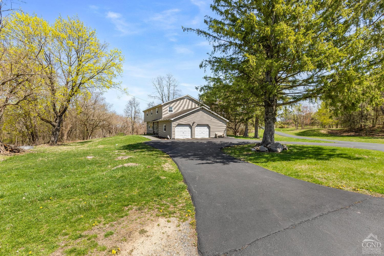 27 Aaron Drive