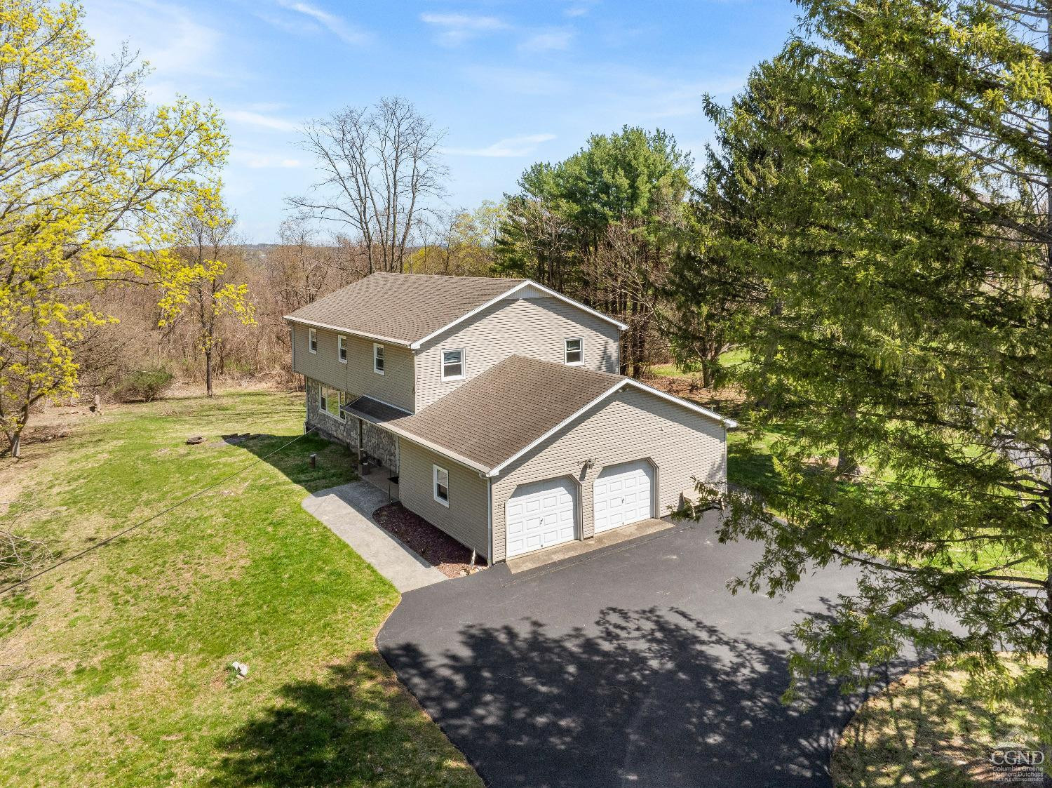 27 Aaron Drive