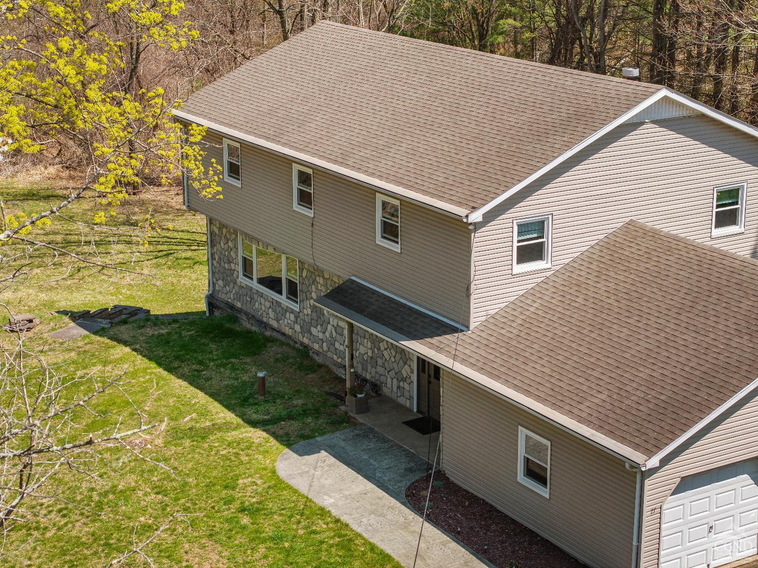 27 Aaron Drive