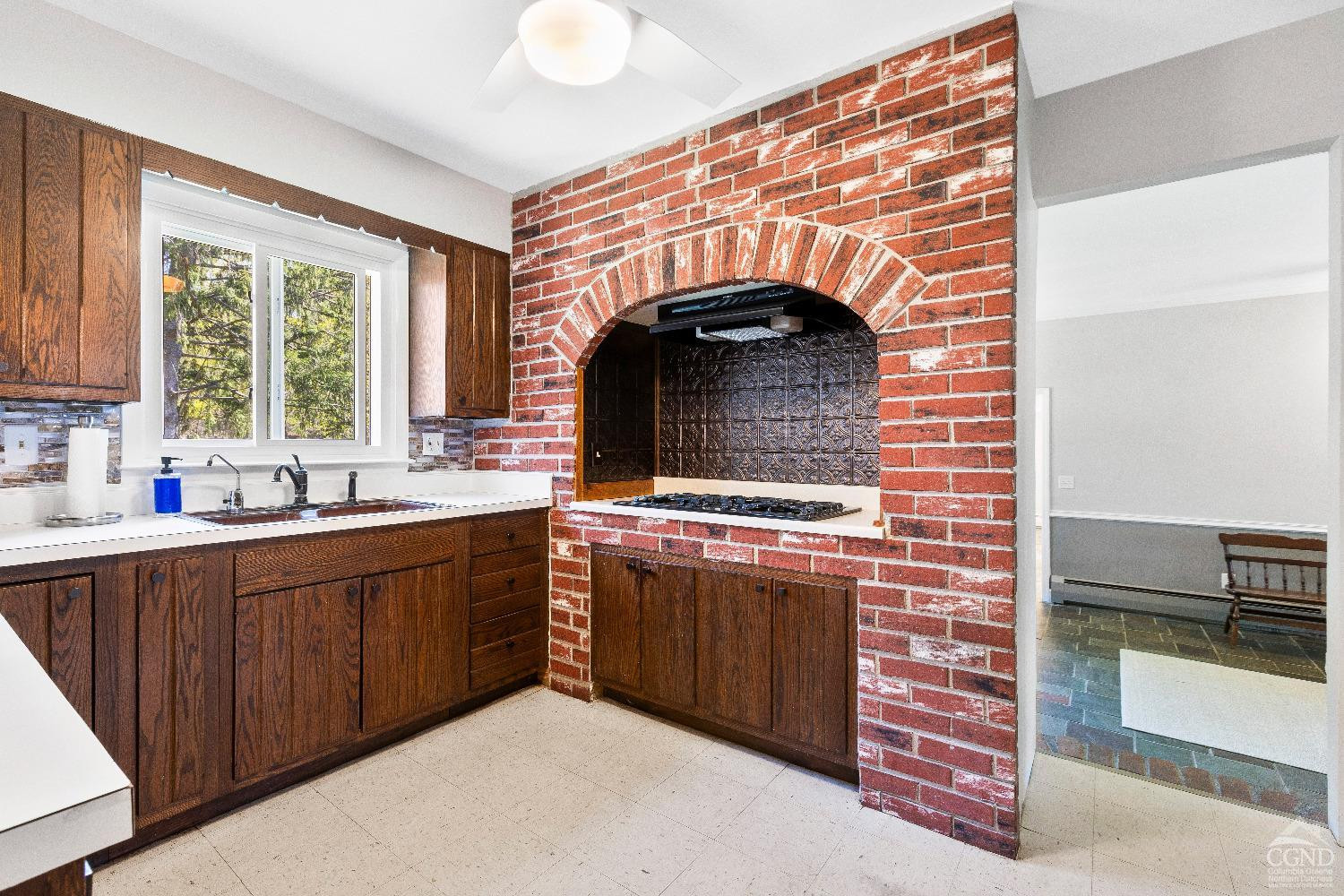 27 Aaron Drive