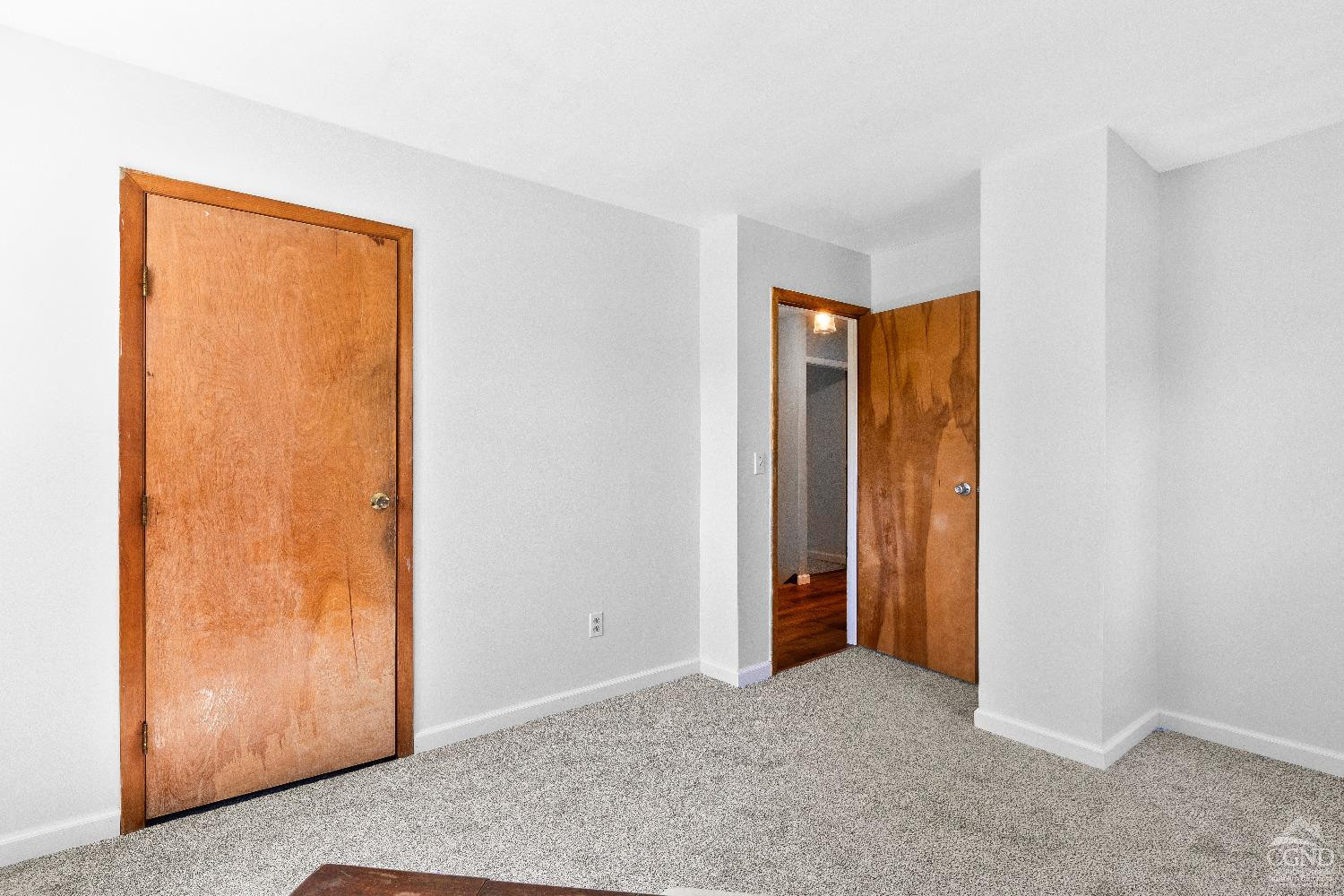 27 Aaron Drive