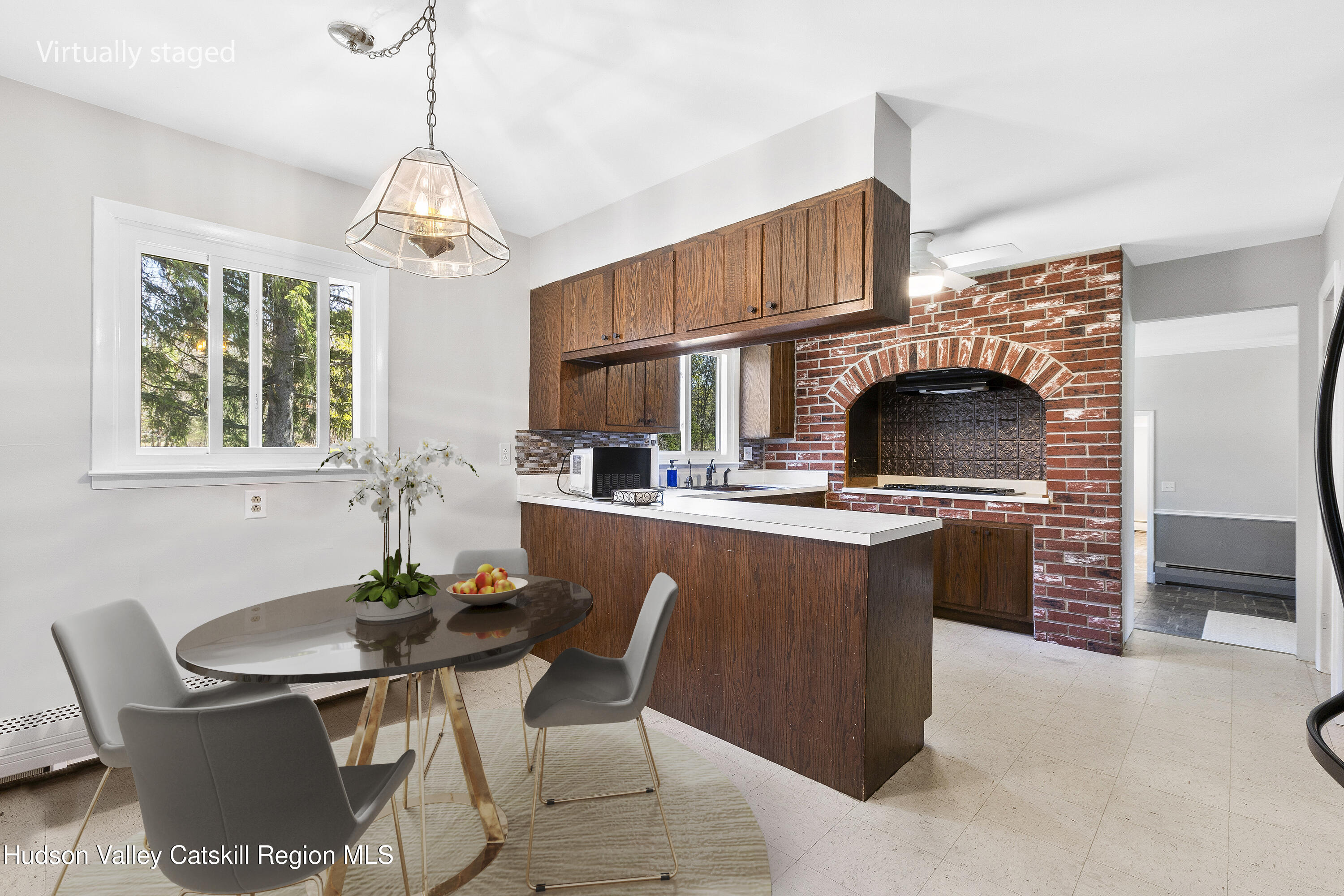 27 Aaron Drive