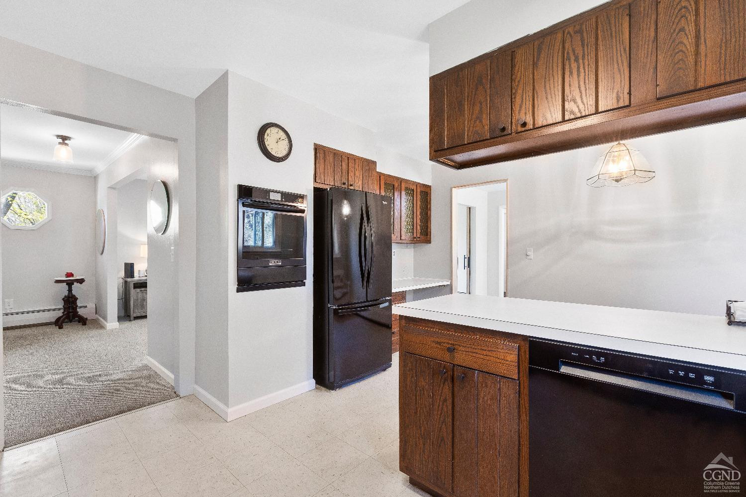 27 Aaron Drive