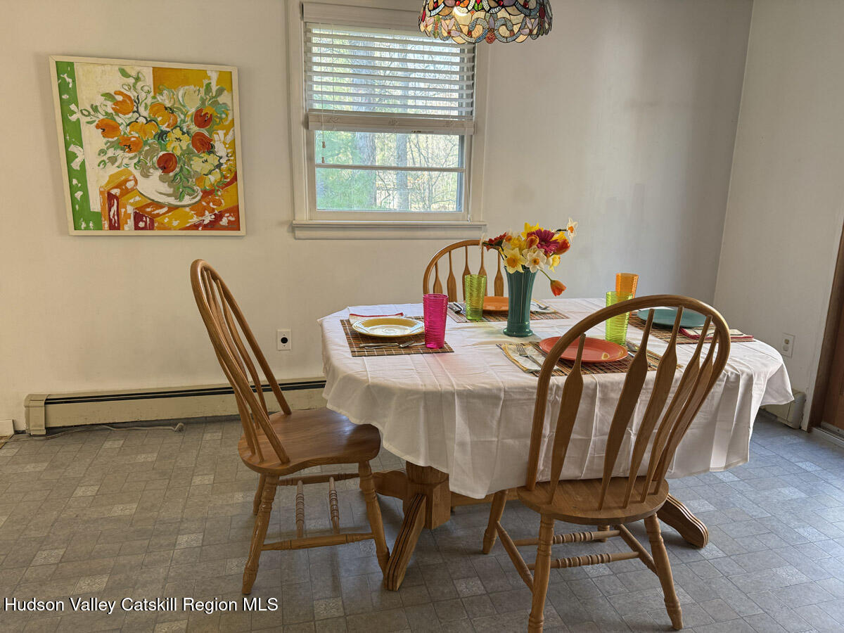 176 W Hurley Road