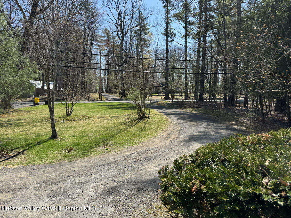 176 W Hurley Road