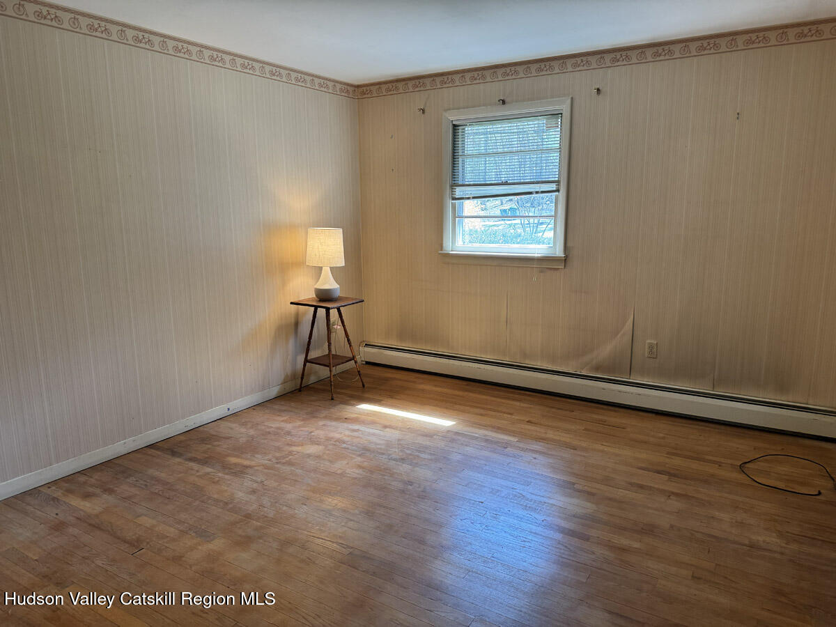 176 W Hurley Road