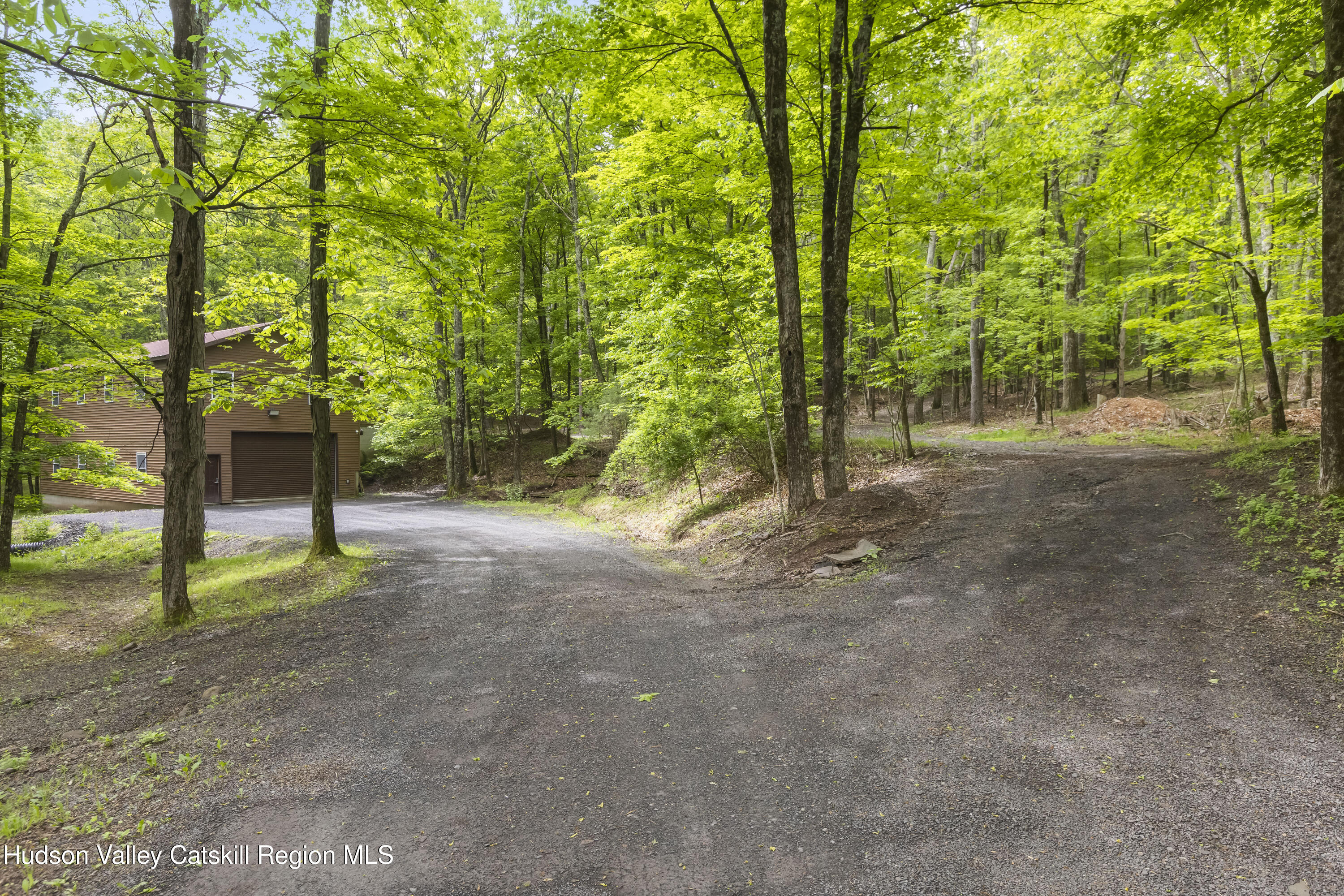 48 Deer Park Rd 