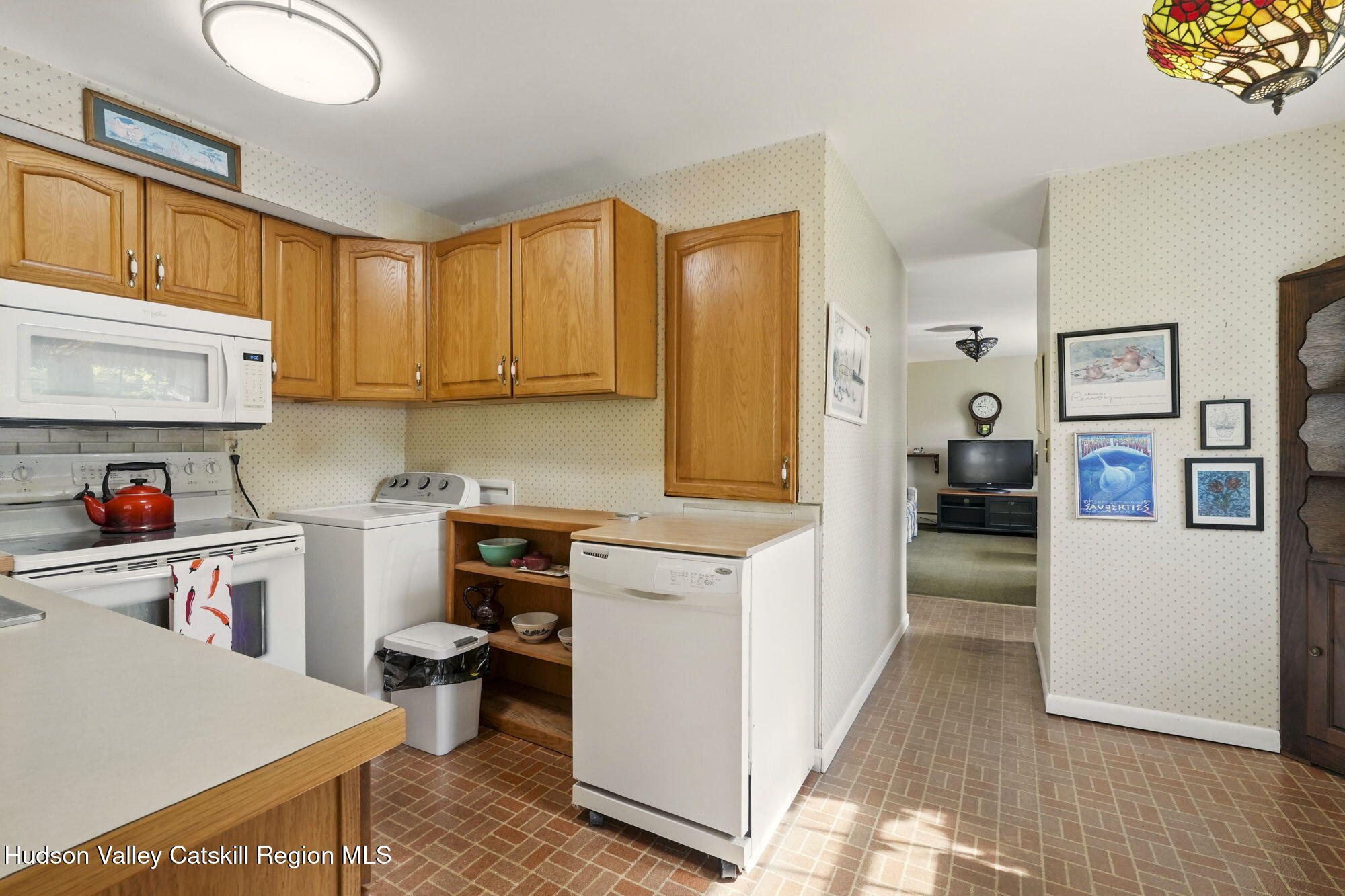 4 Jeffrey Ct. Court