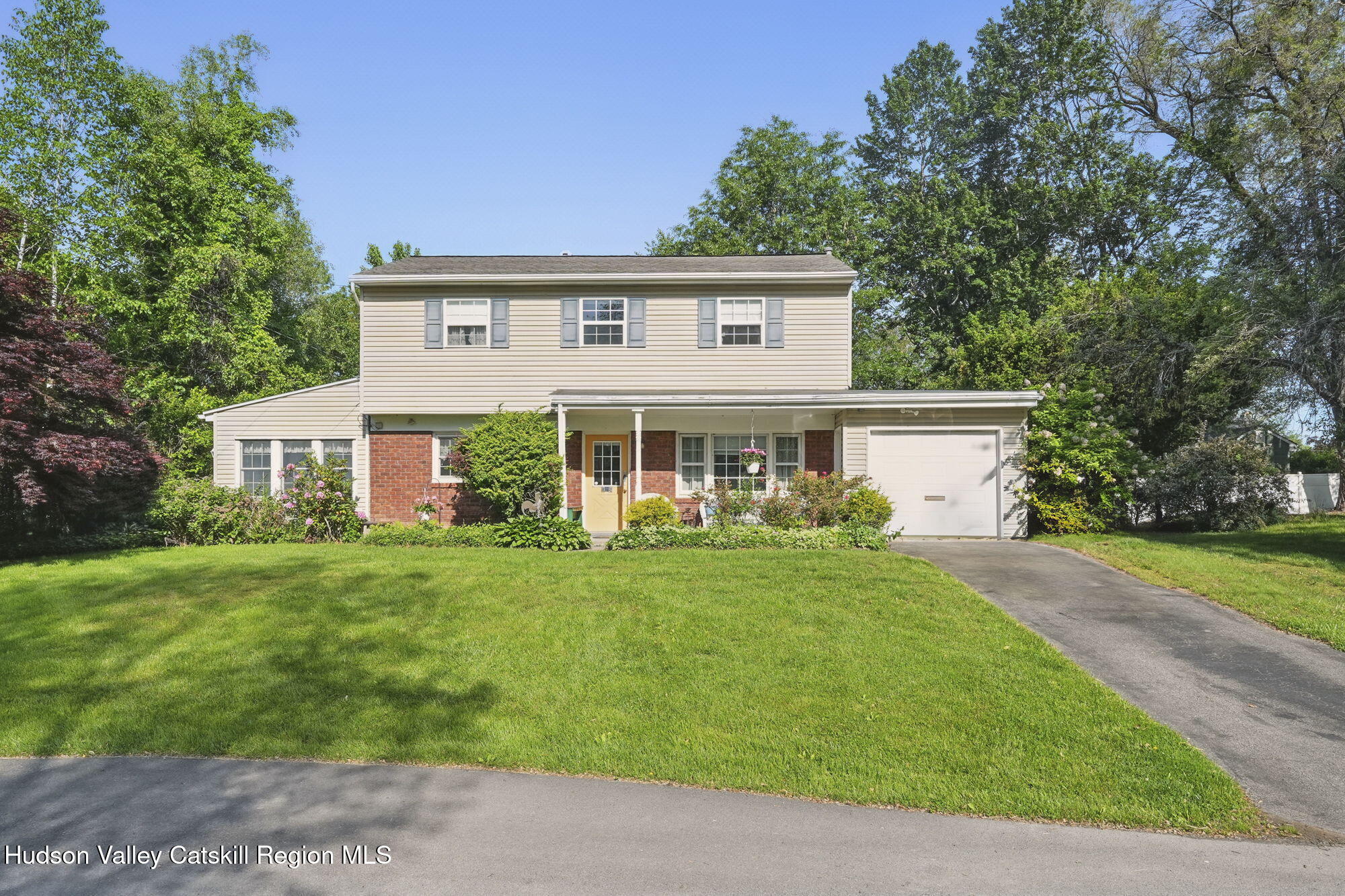 4 Jeffrey Ct. Court