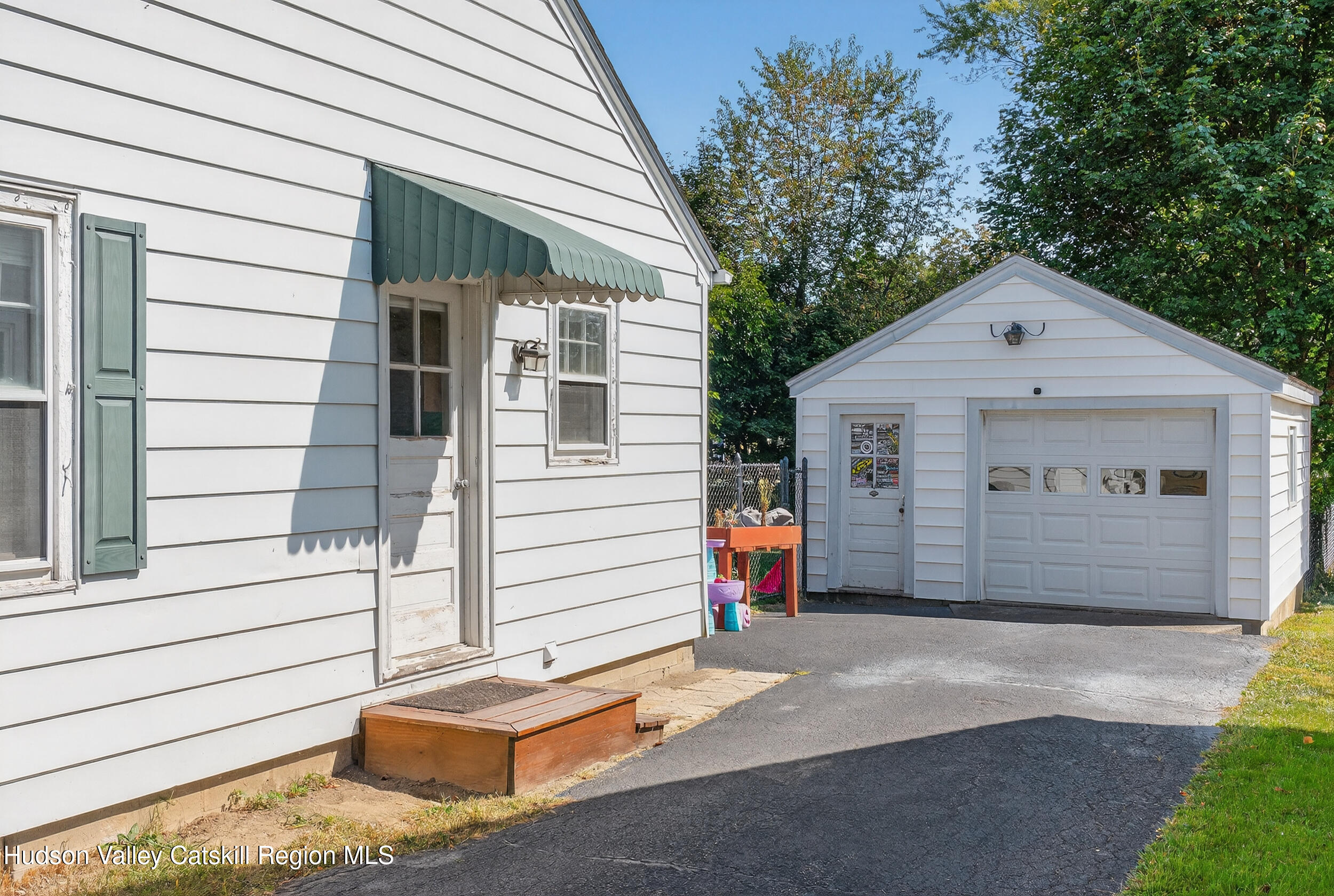 9 Koeppel Ave Avenue