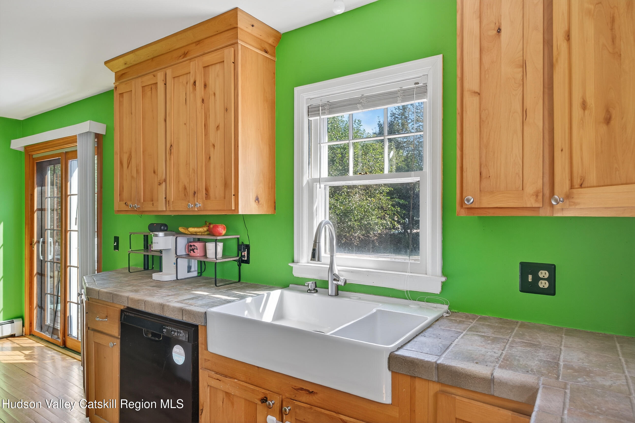 9 Koeppel Ave Avenue