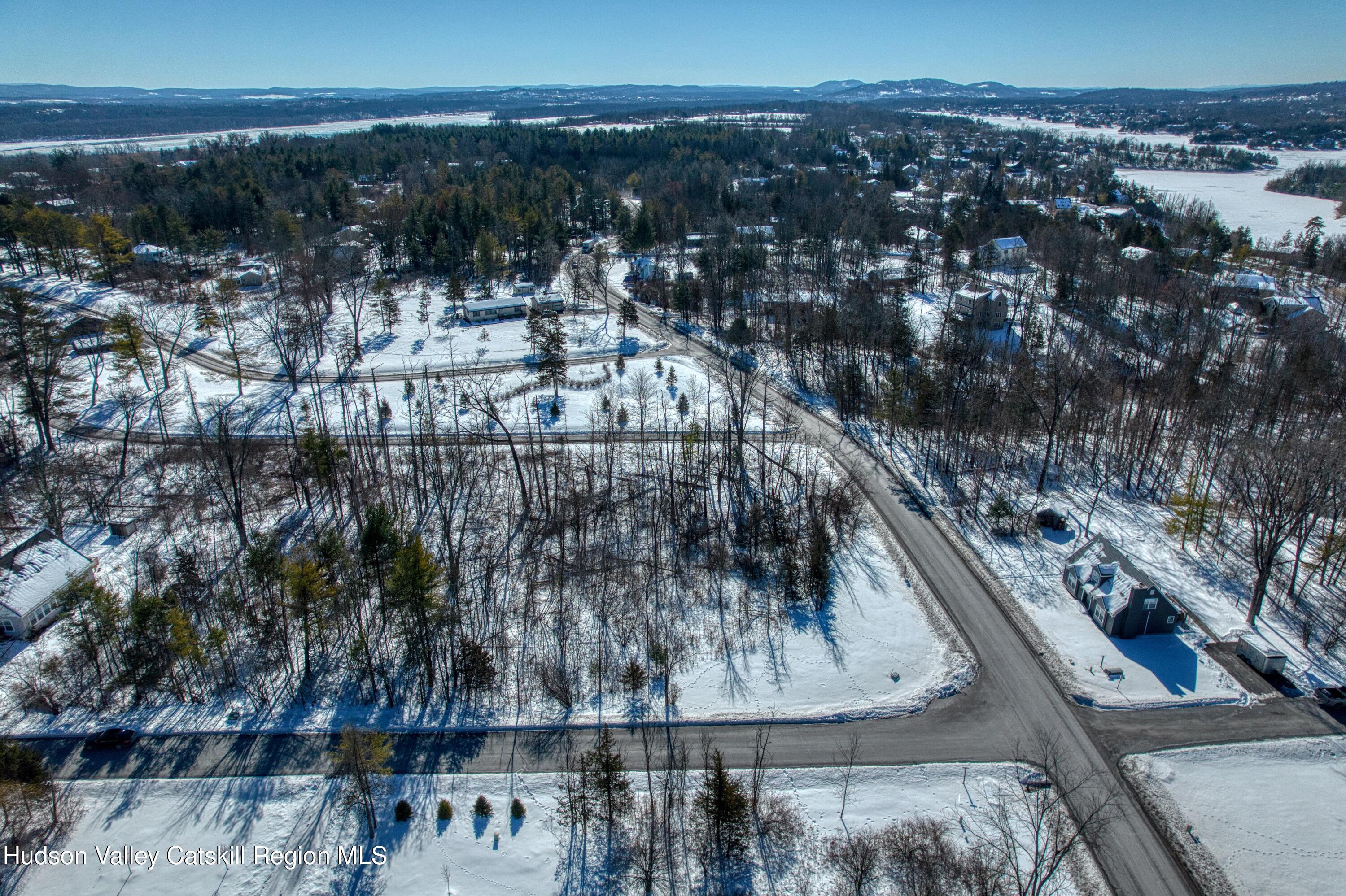 327 Tommy Trail