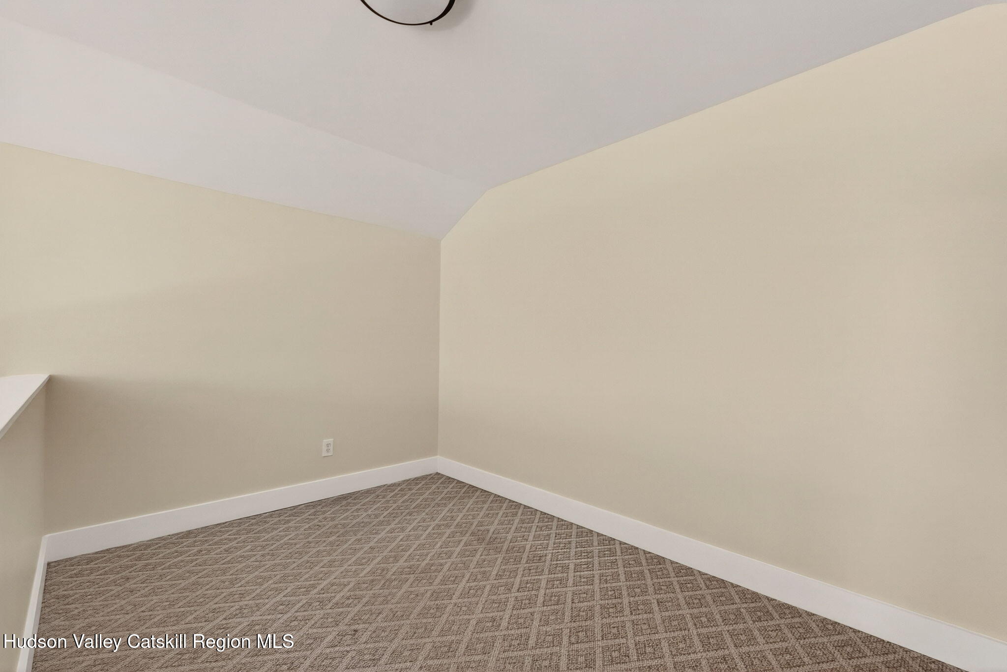 86 Paul Horn Road