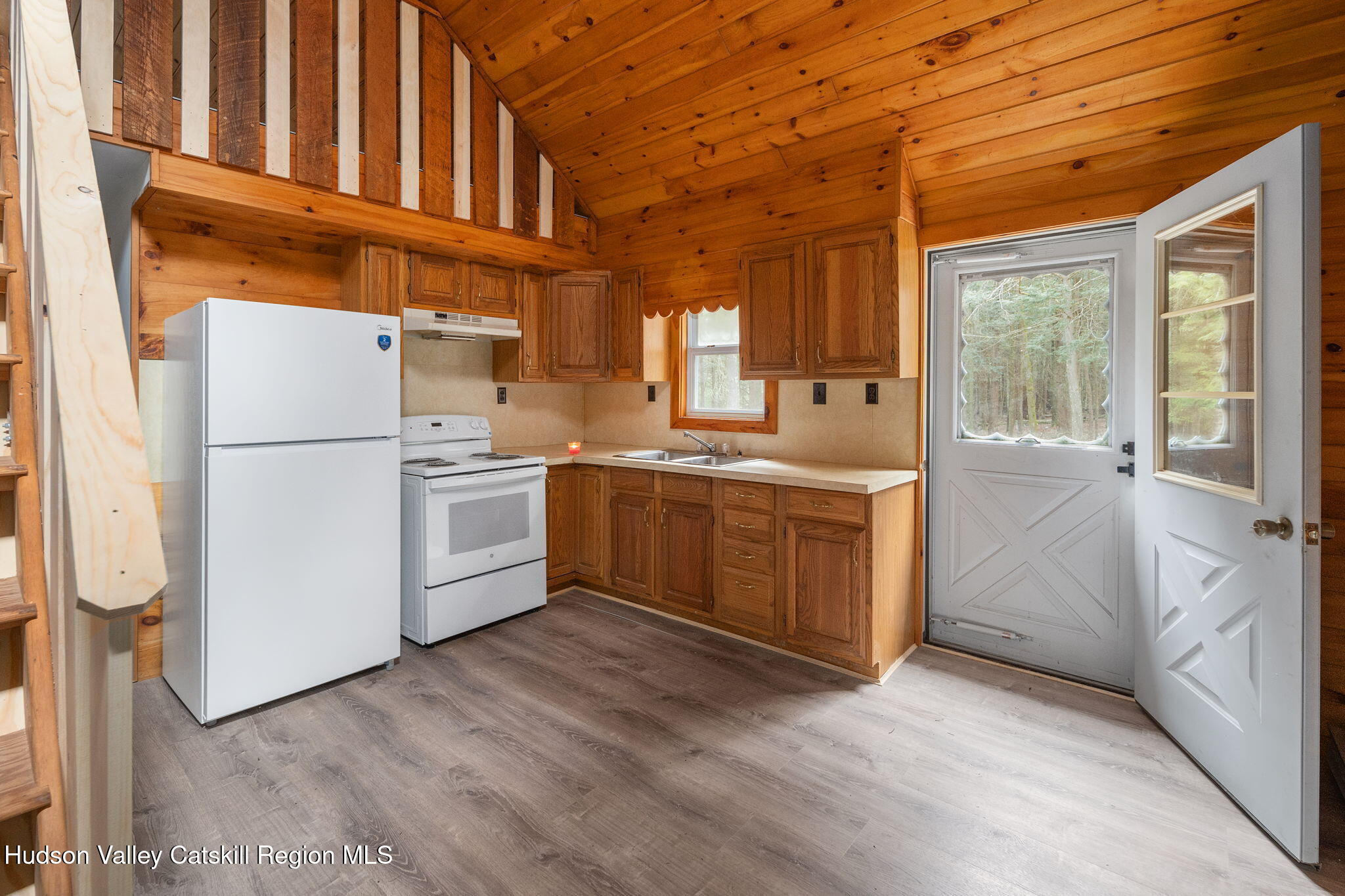 202 Blakesley Road, private