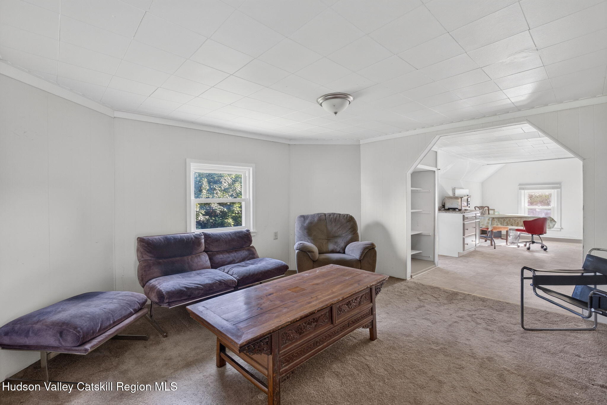 11 Pulver Avenue