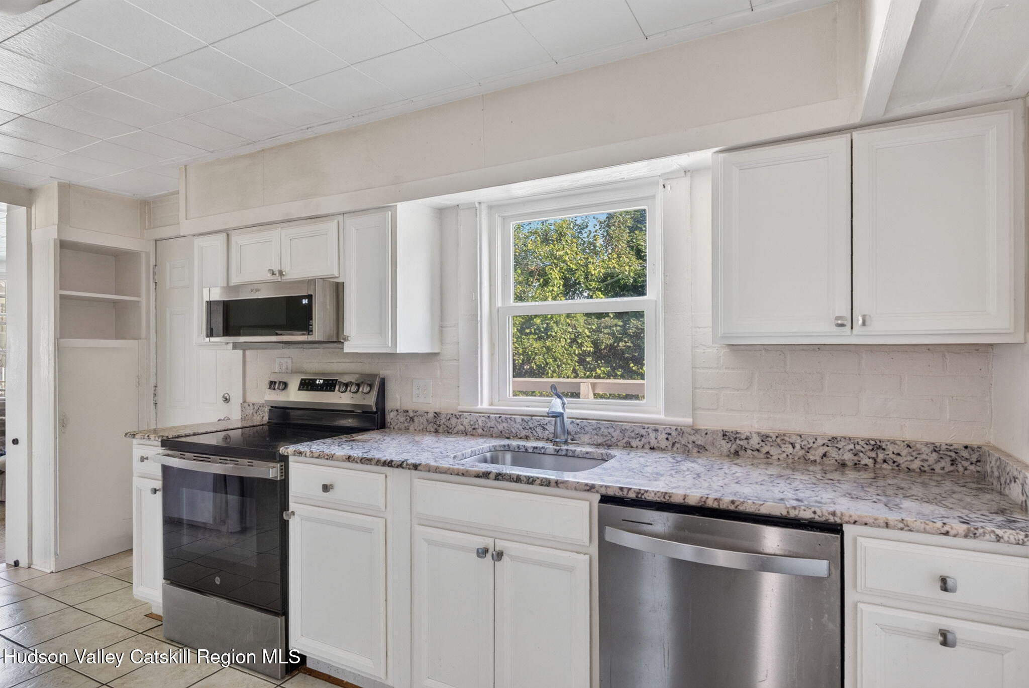 11 Pulver Avenue