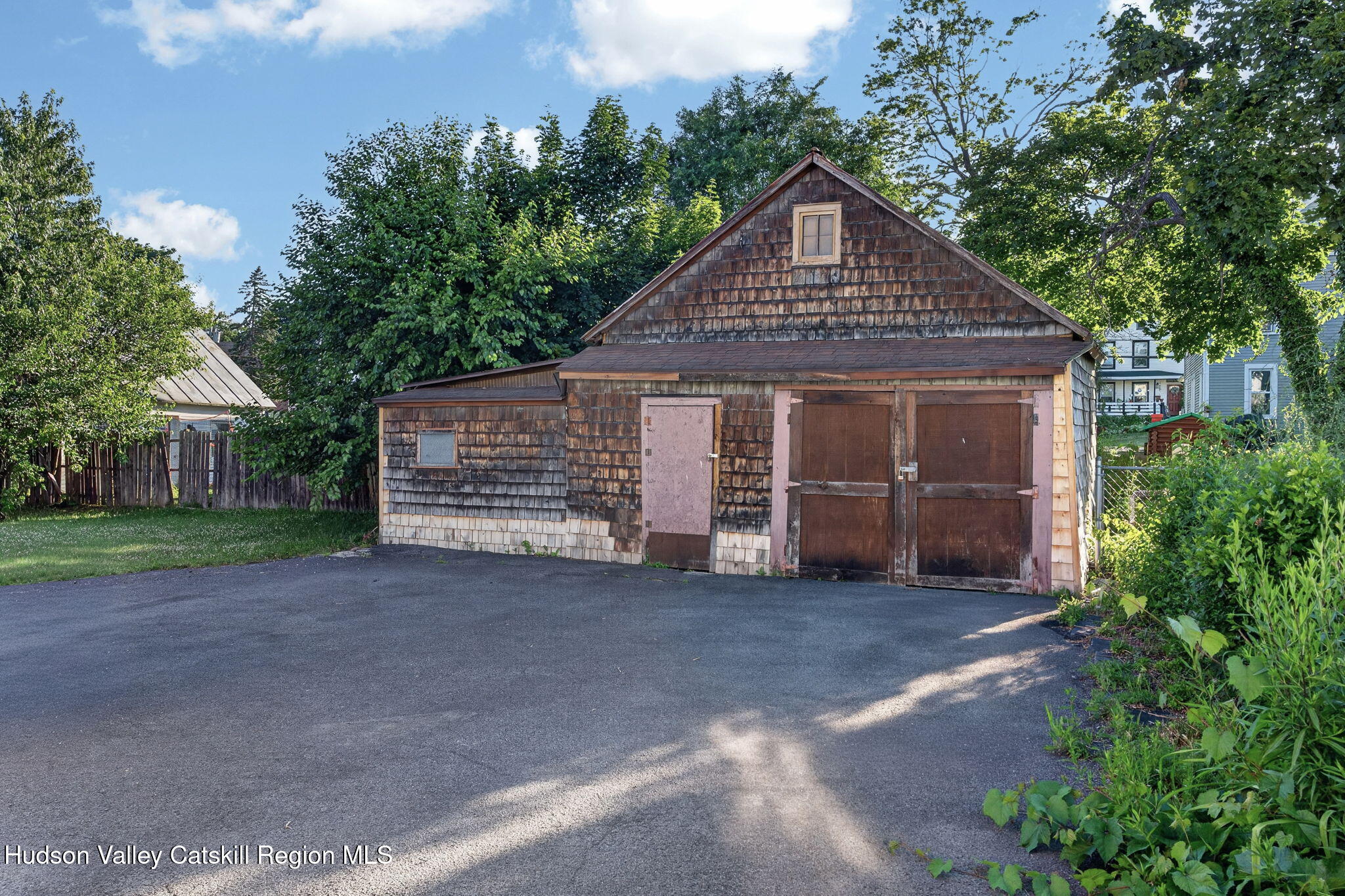 11 Pulver Avenue