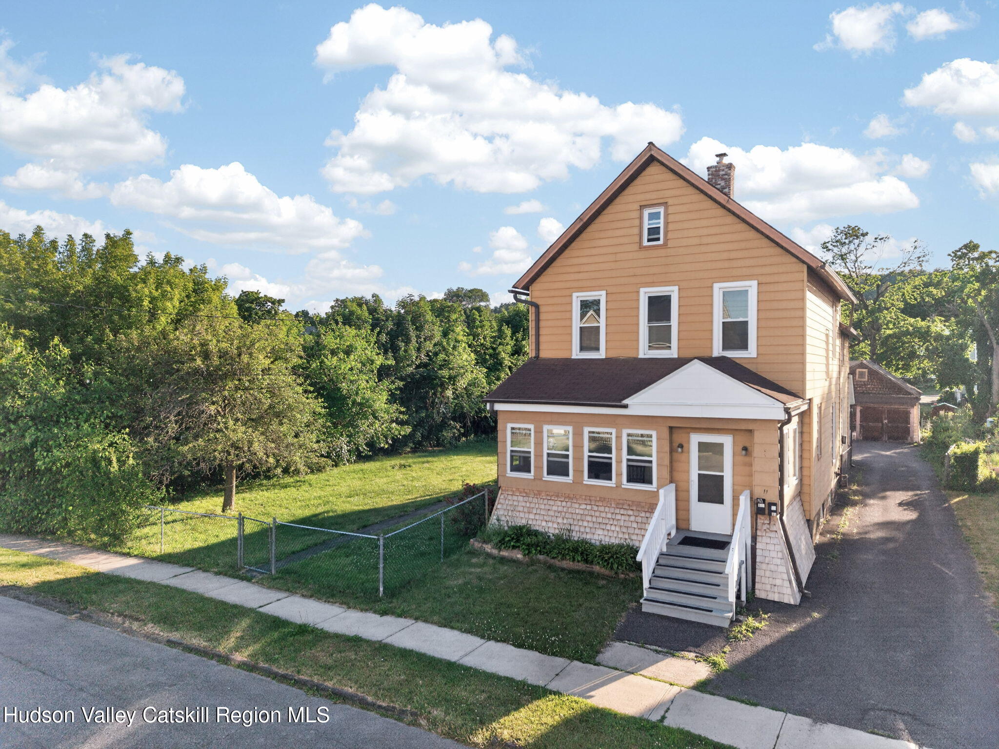 11 Pulver Avenue