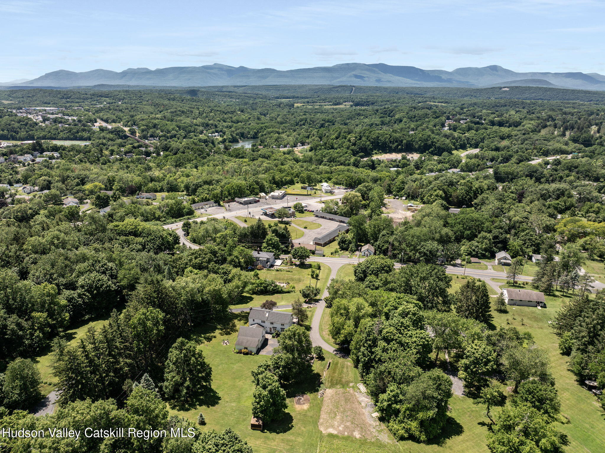 16 Carriage House Road