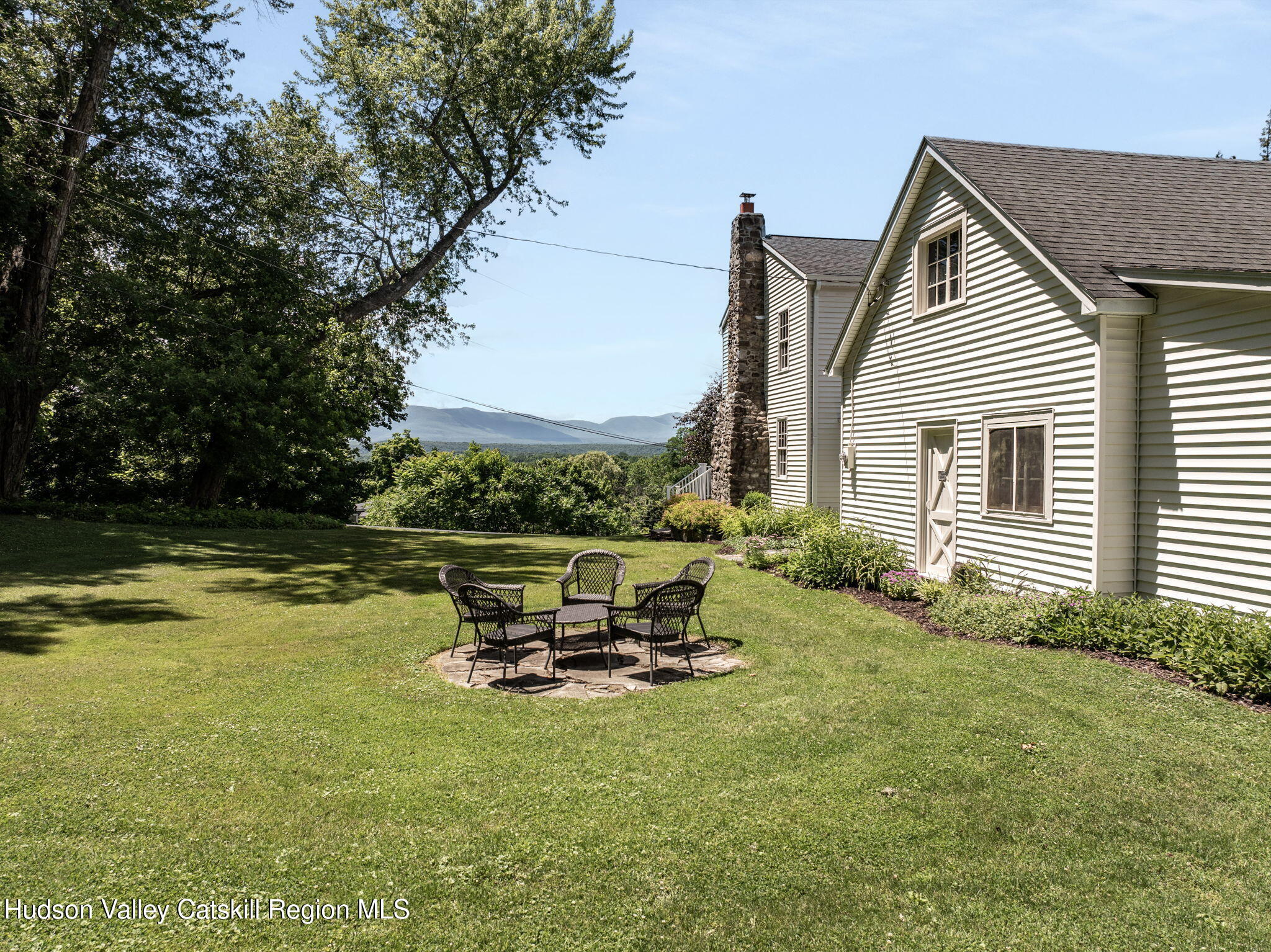 16 Carriage House Road