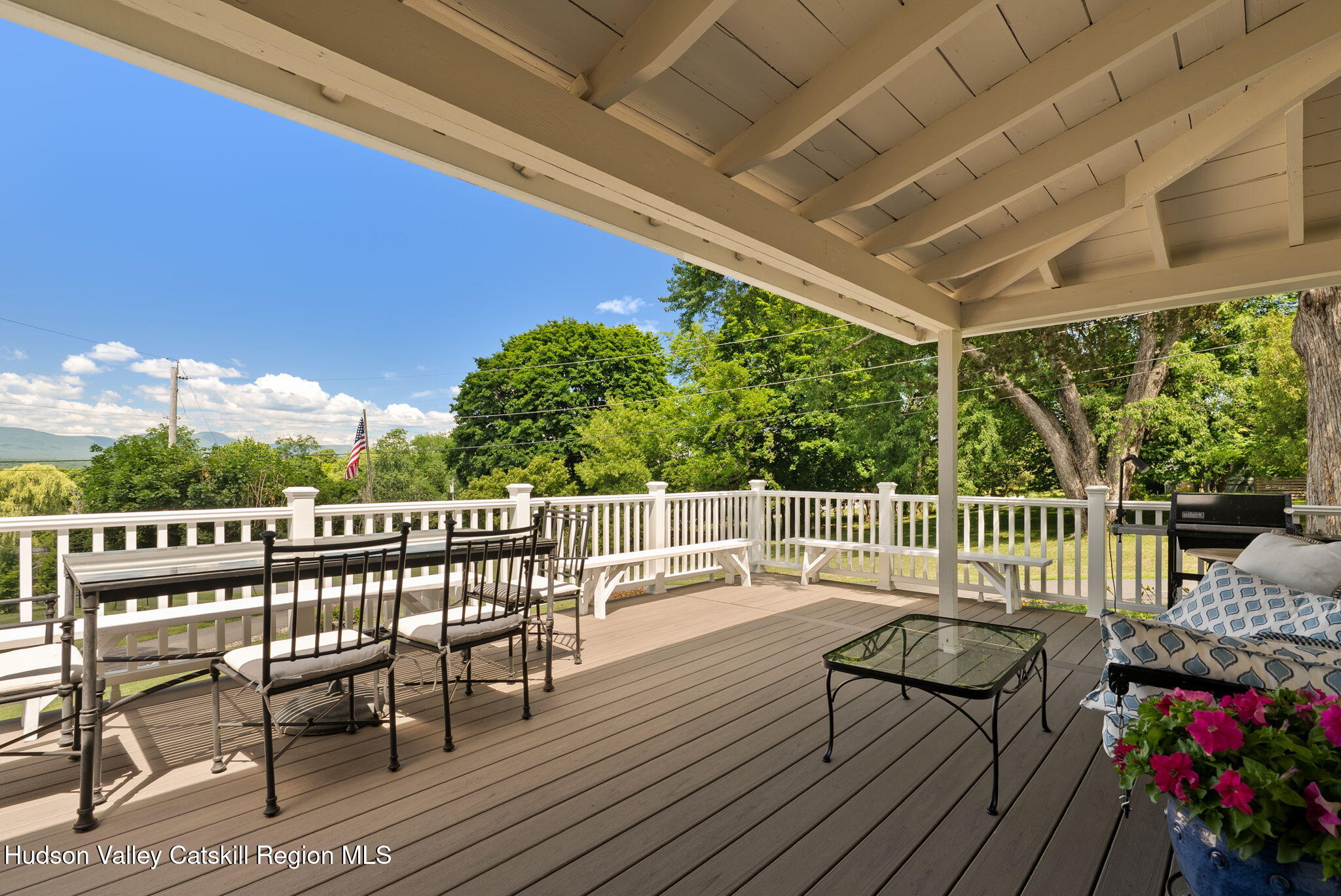 16 Carriage House Road