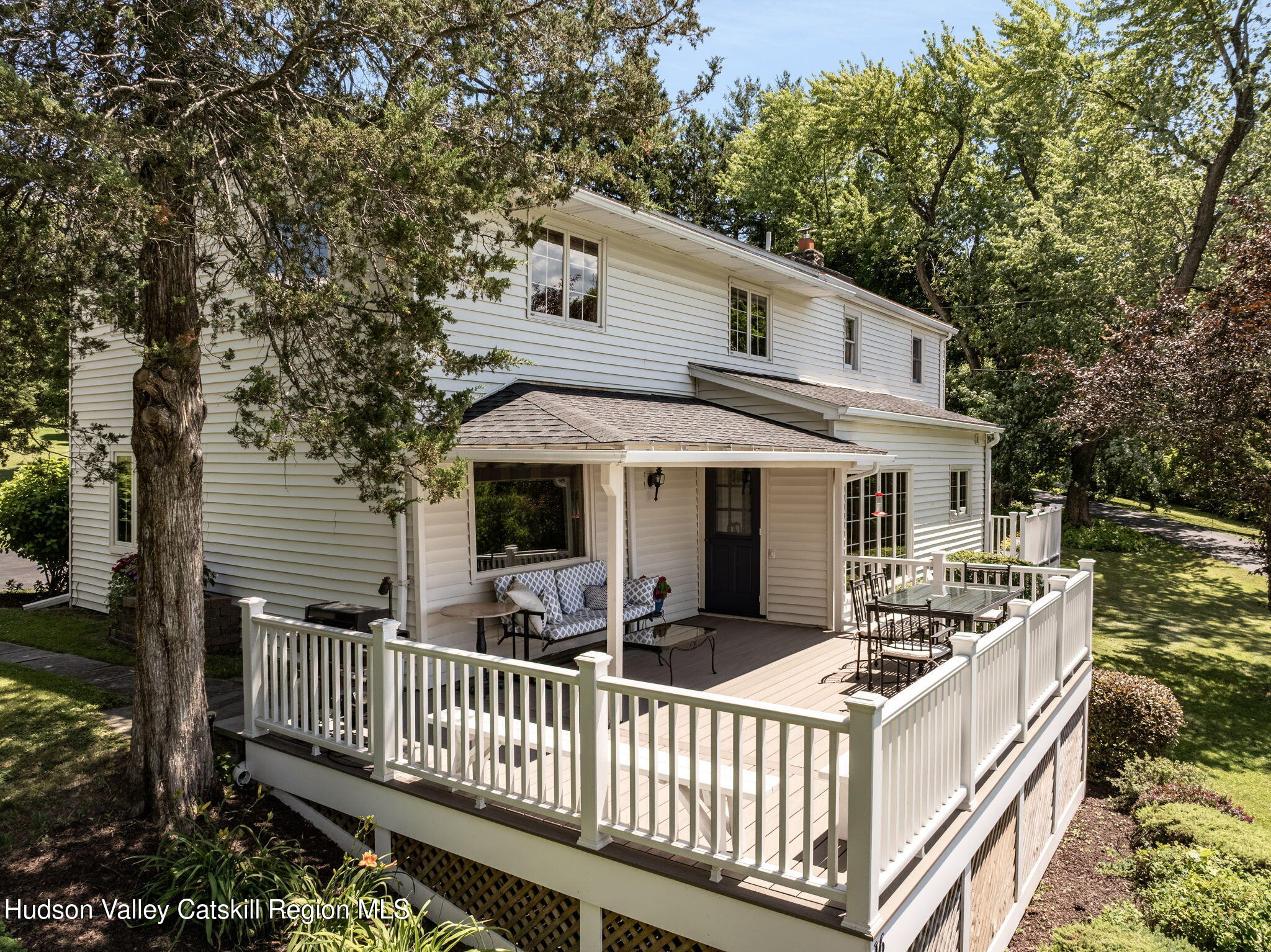 16 Carriage House Road