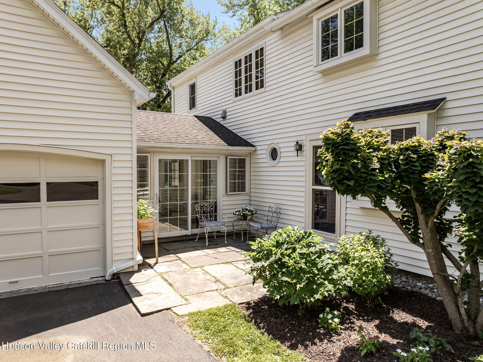 16 Carriage House Road