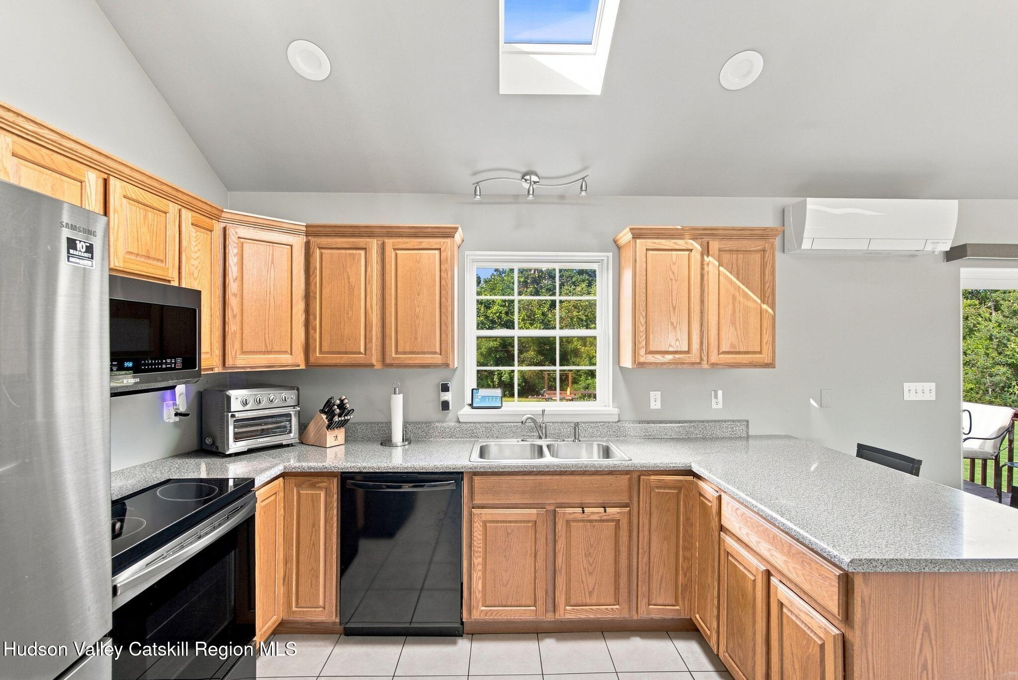 16 Rosio Lane
