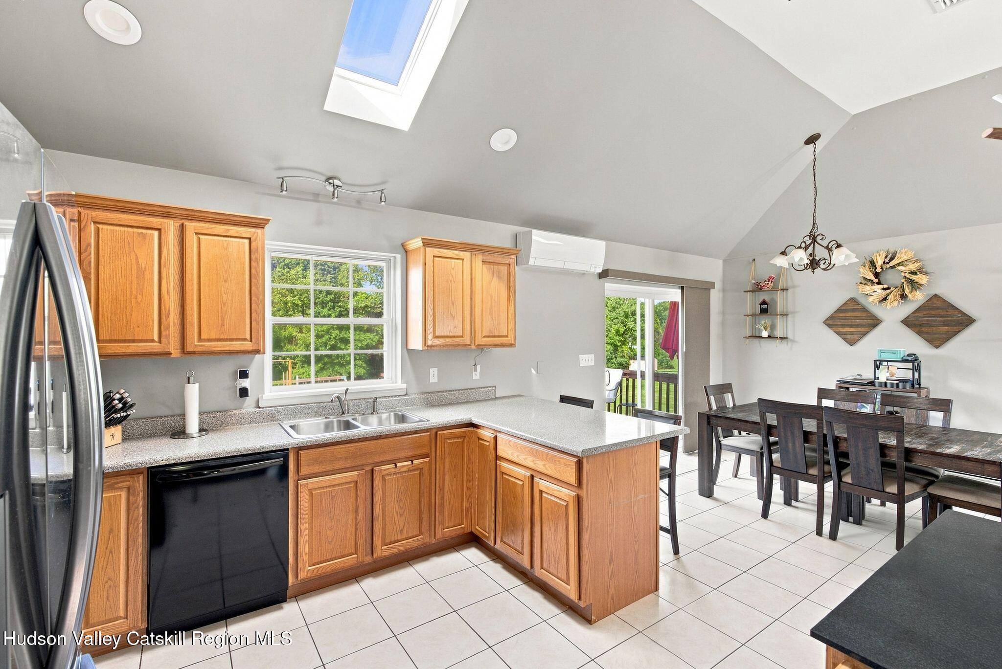 16 Rosio Lane