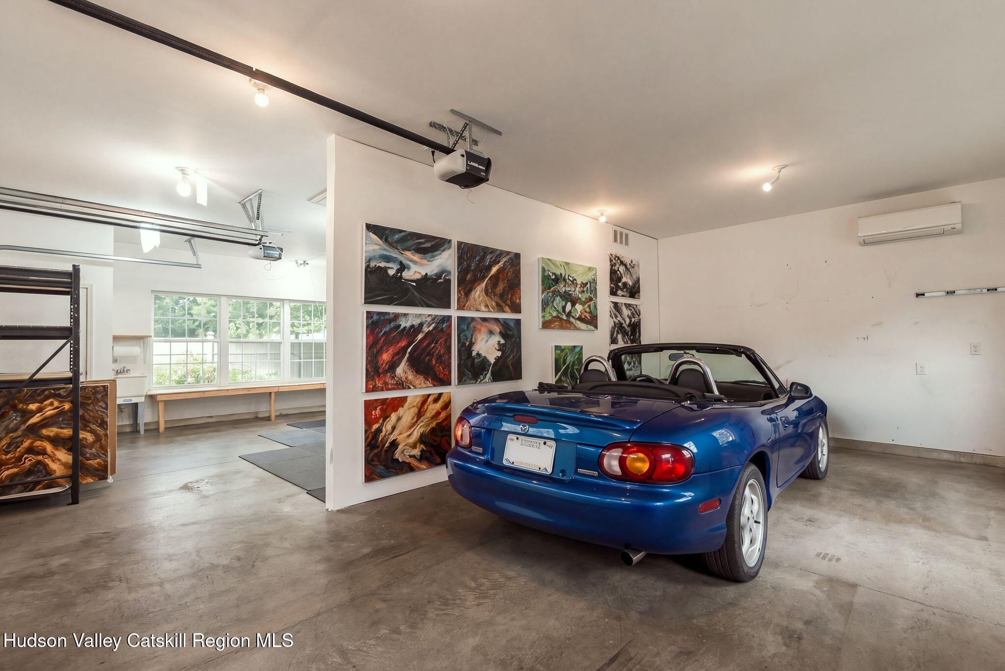9 N Jefferson Avenue