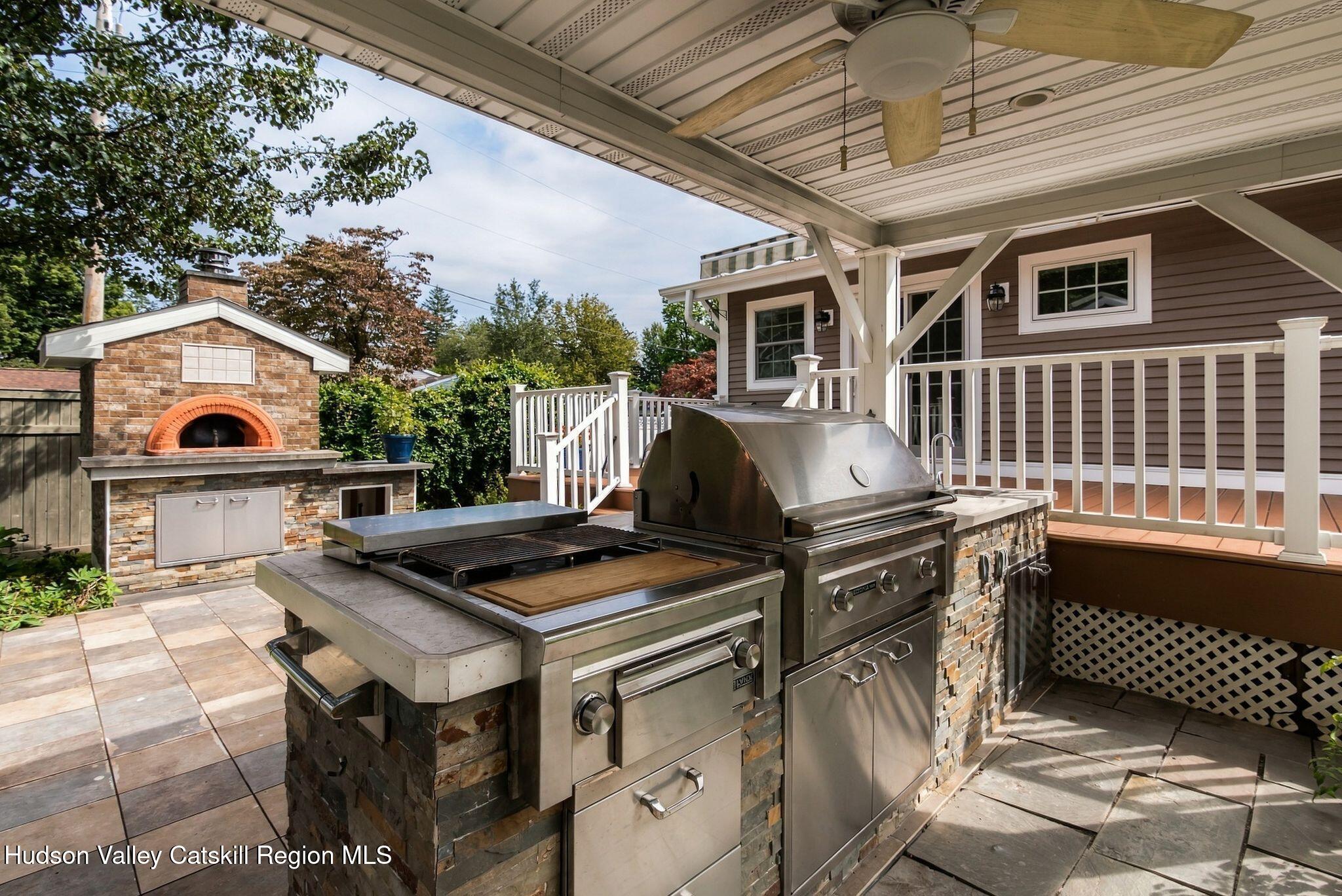 9 N Jefferson Avenue
