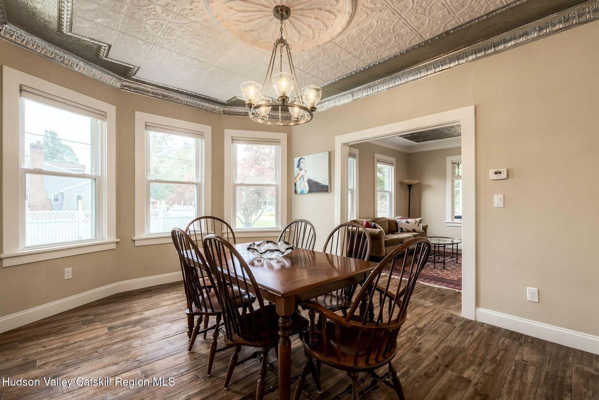 9 N Jefferson Avenue