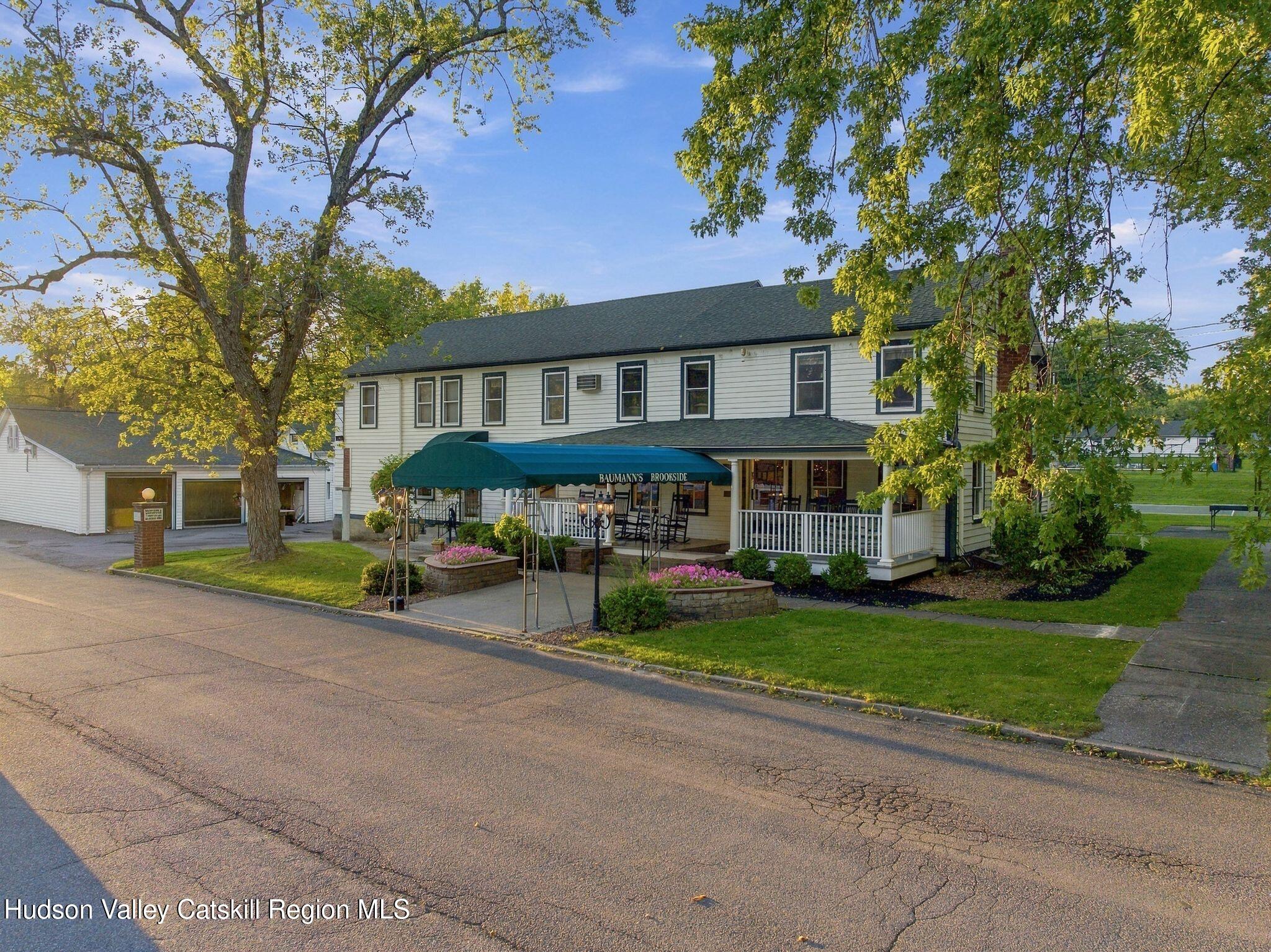 77 Johnny Cake Lane