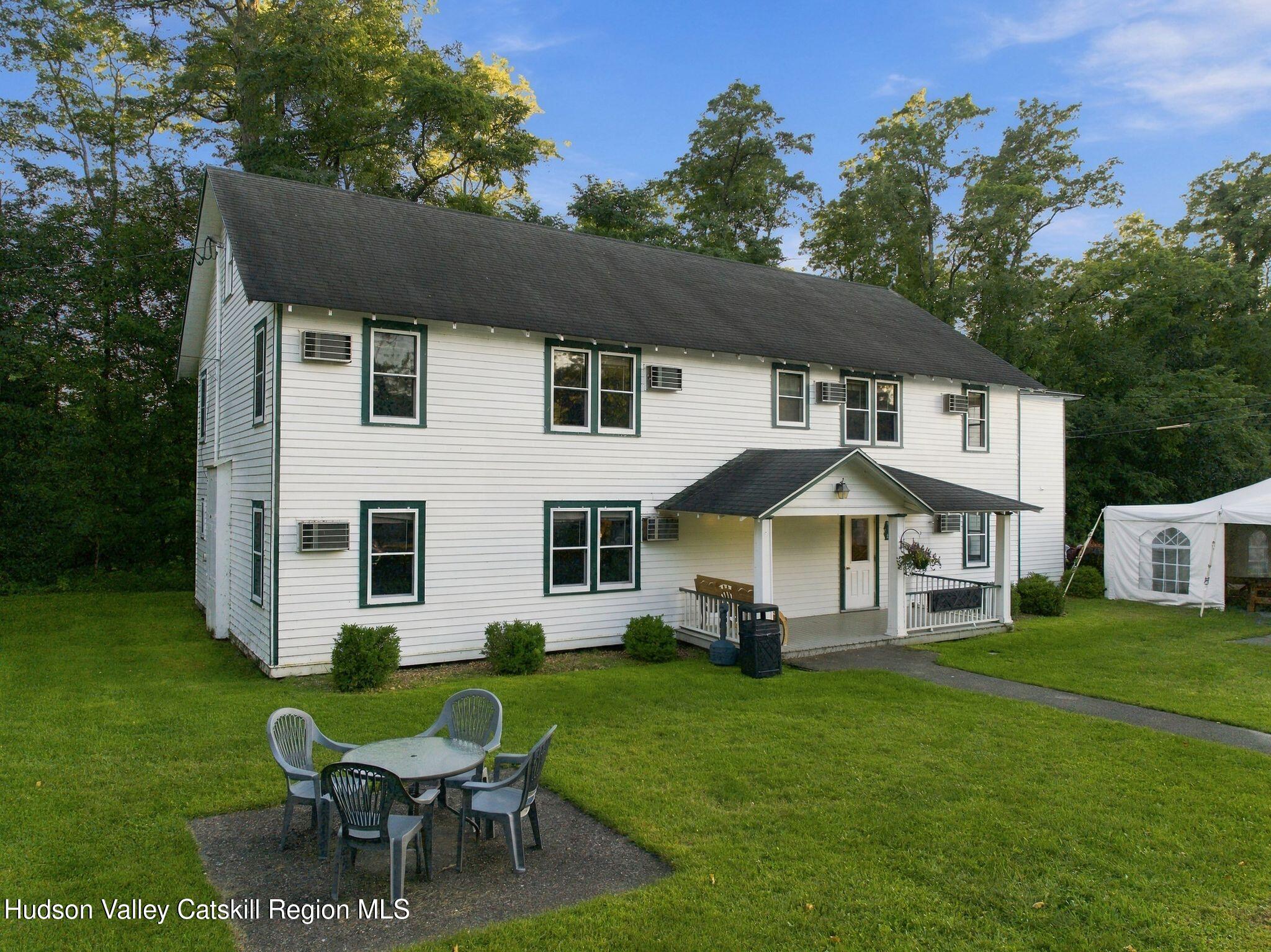 77 Johnny Cake Lane