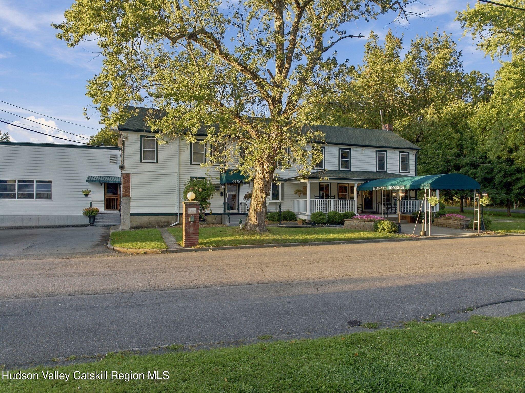 77 Johnny Cake Lane