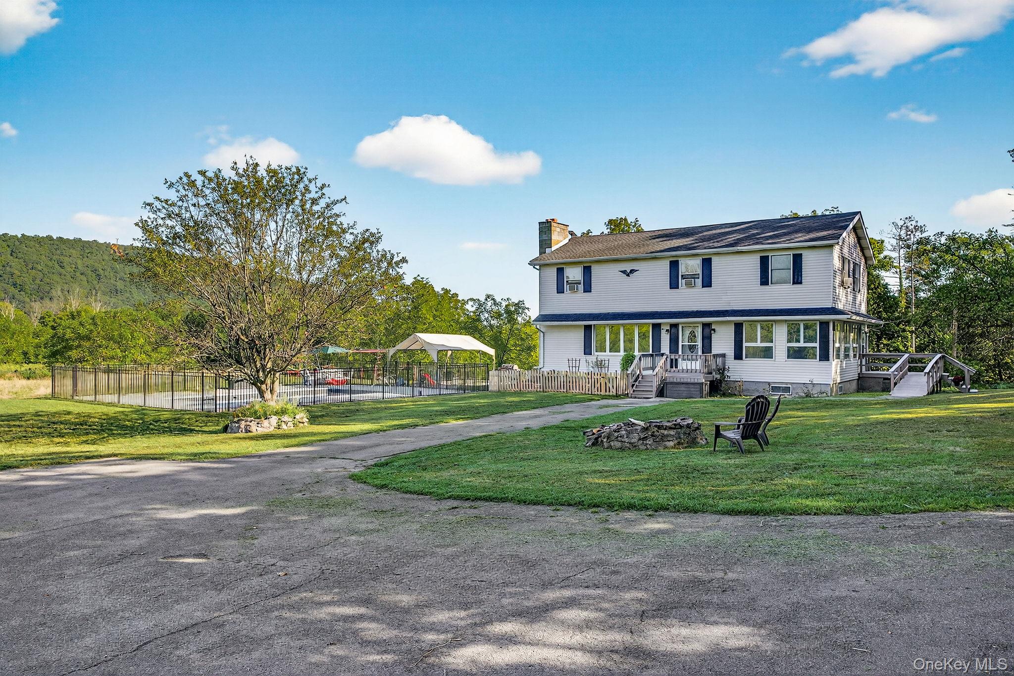 109 Paul Horn Road