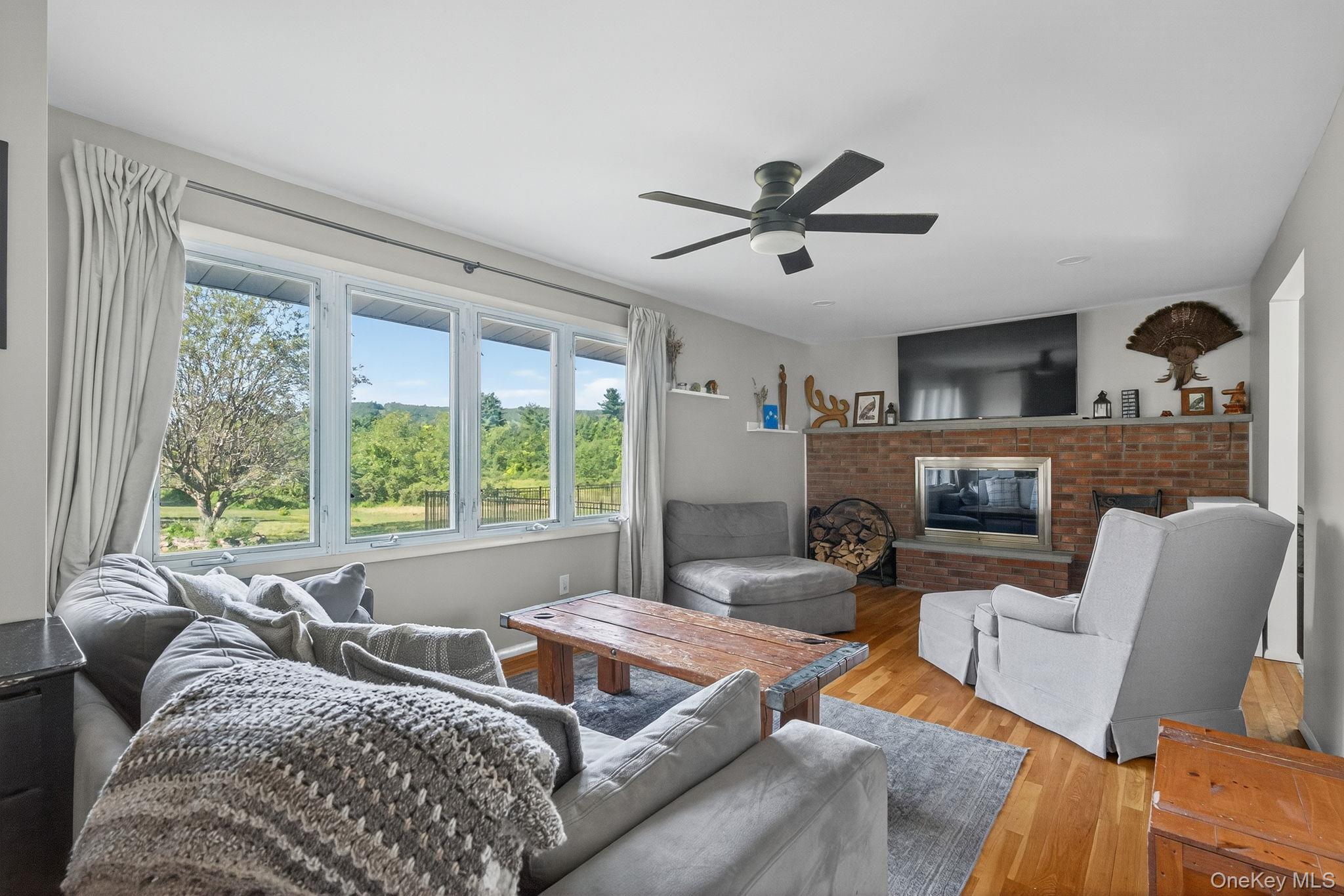 109 Paul Horn Road