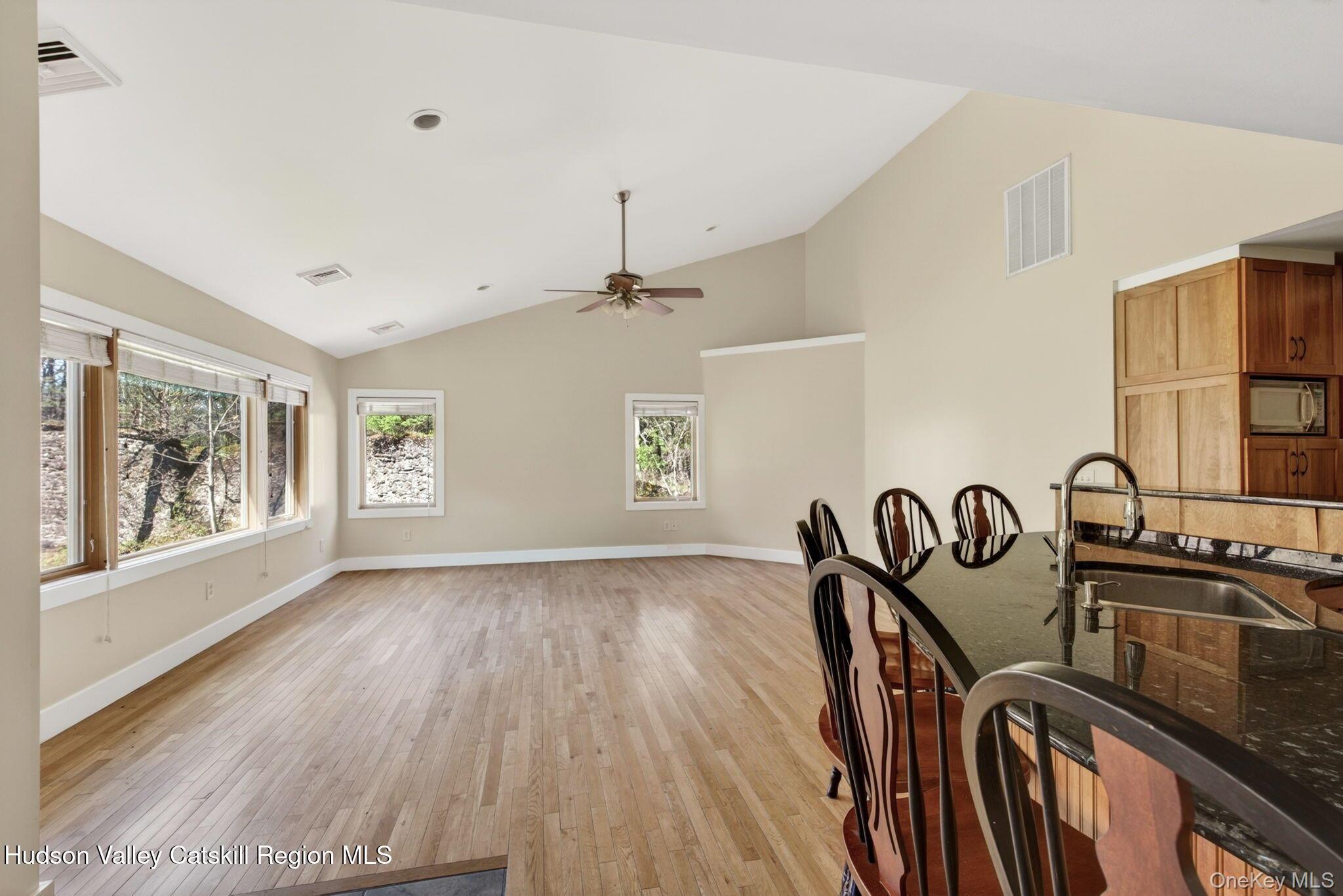 86 Paul Horn Road