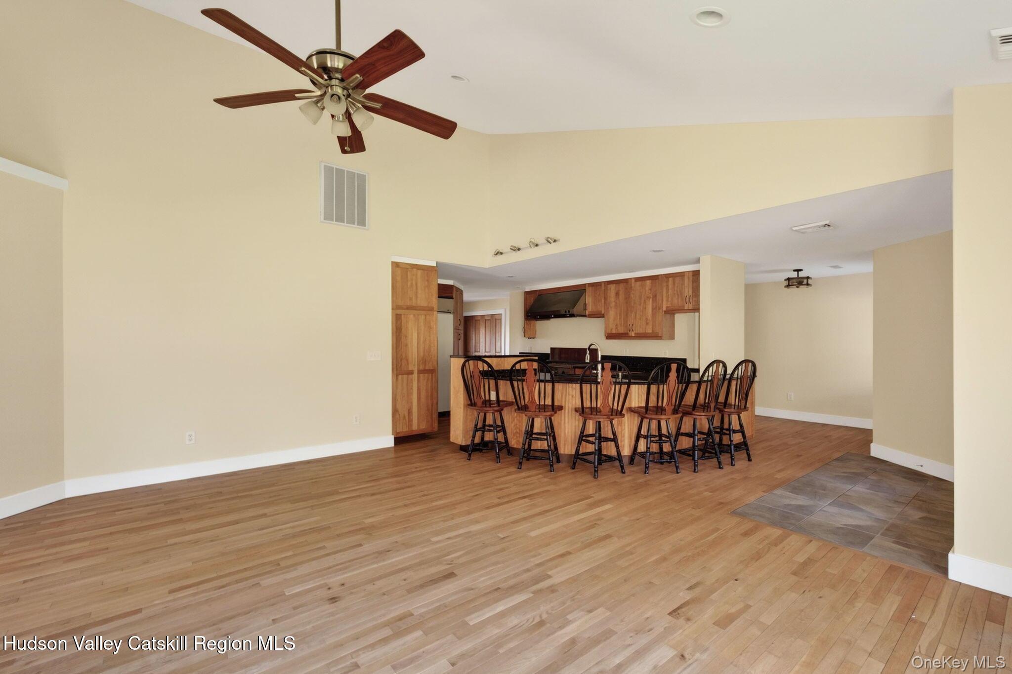 86 Paul Horn Road