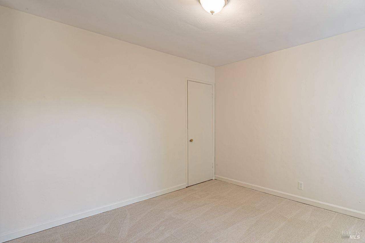 445 Sunset Pkwy