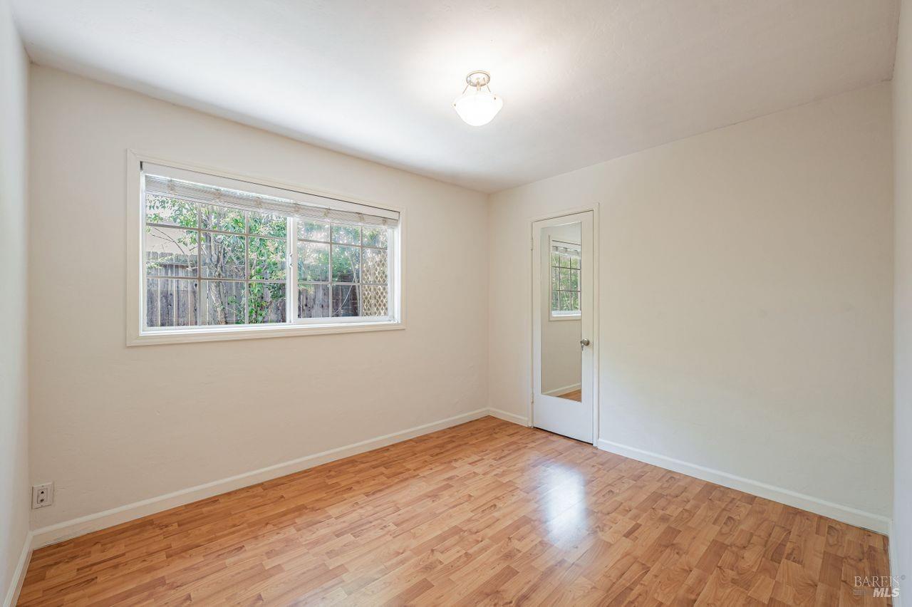 445 Sunset Pkwy