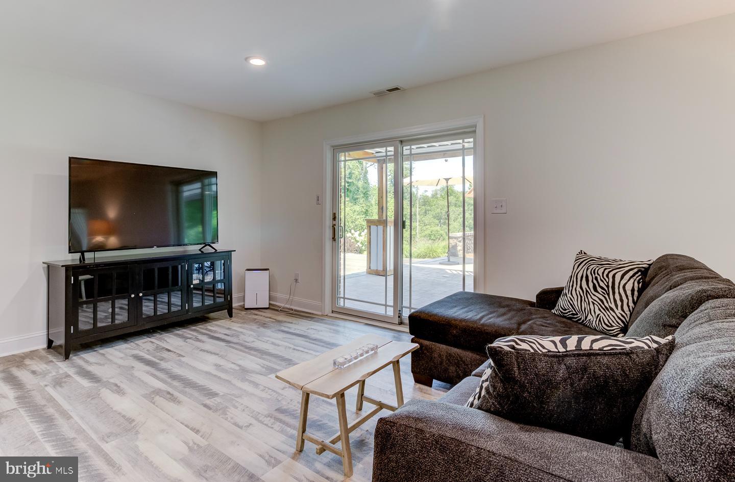 115 Haywood Rd